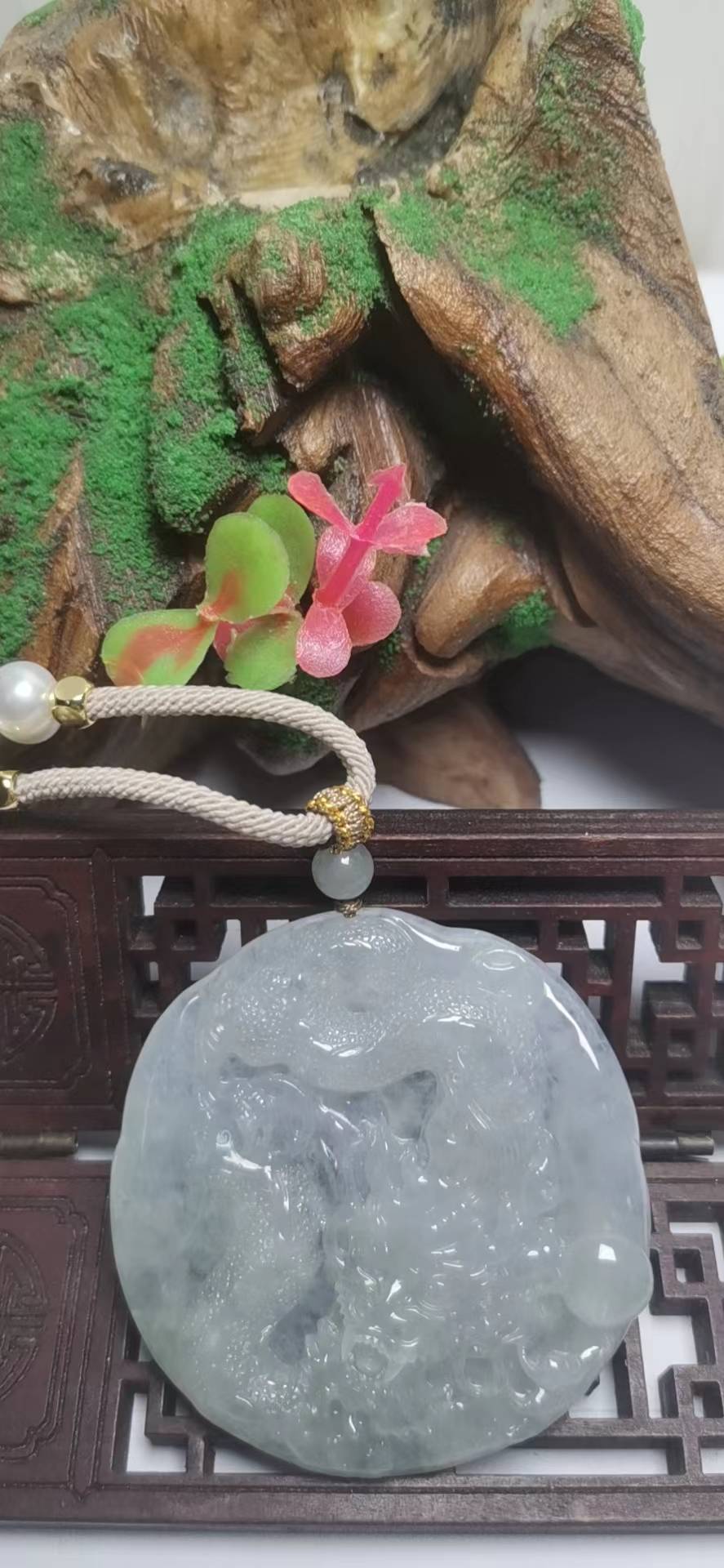 龙行天下