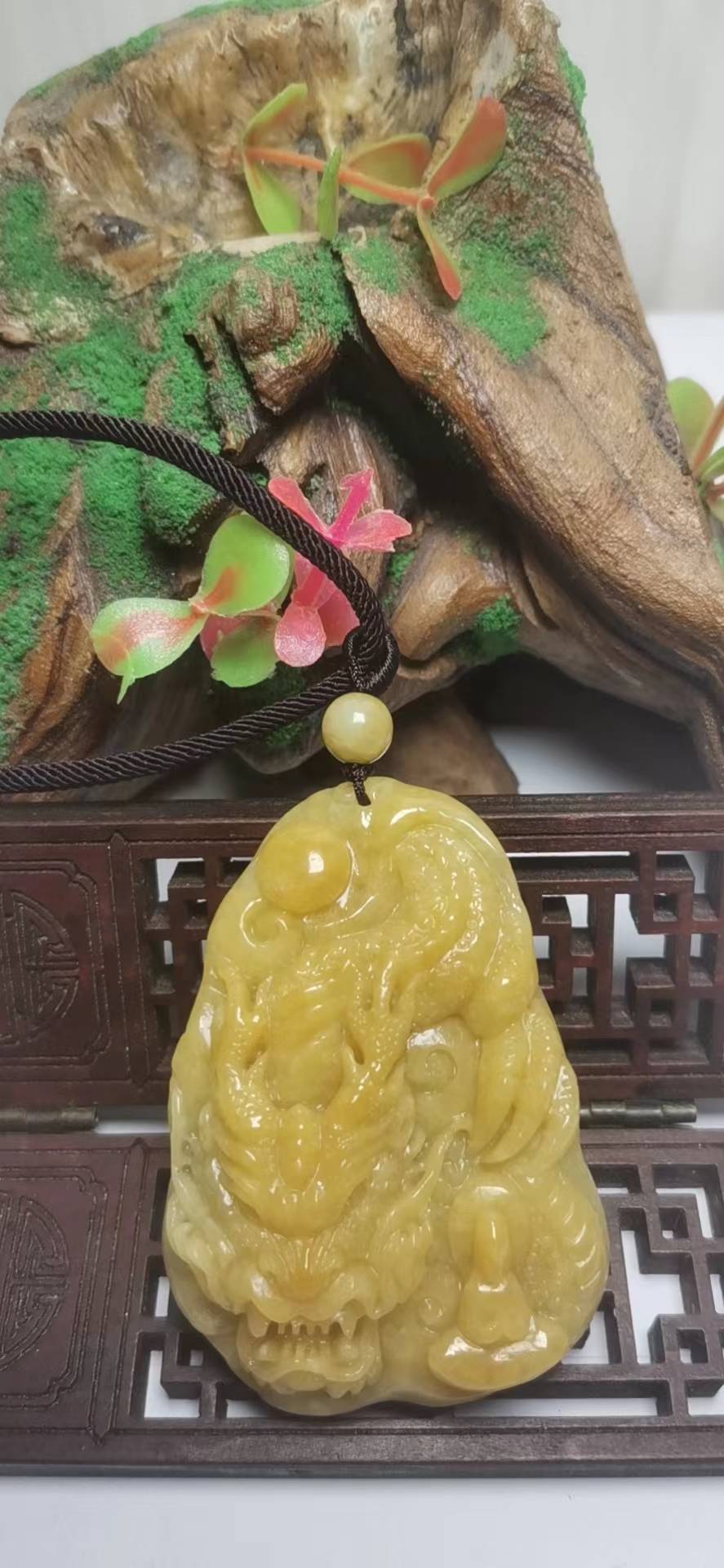 神龙护主