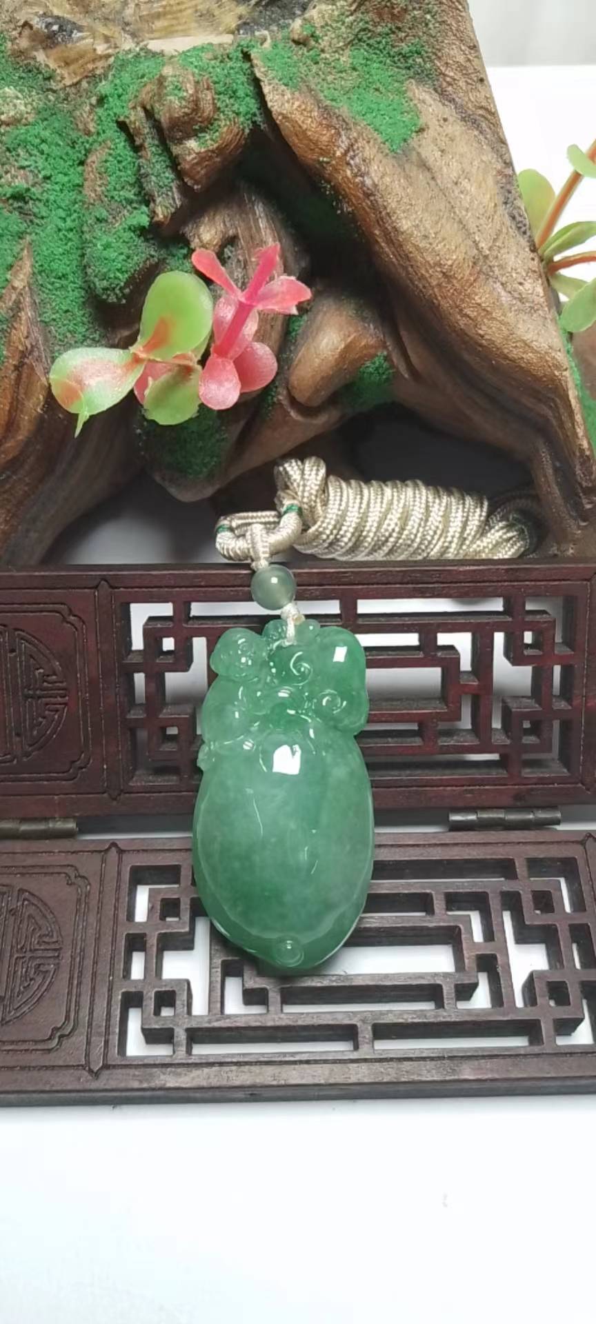 灵猴献寿