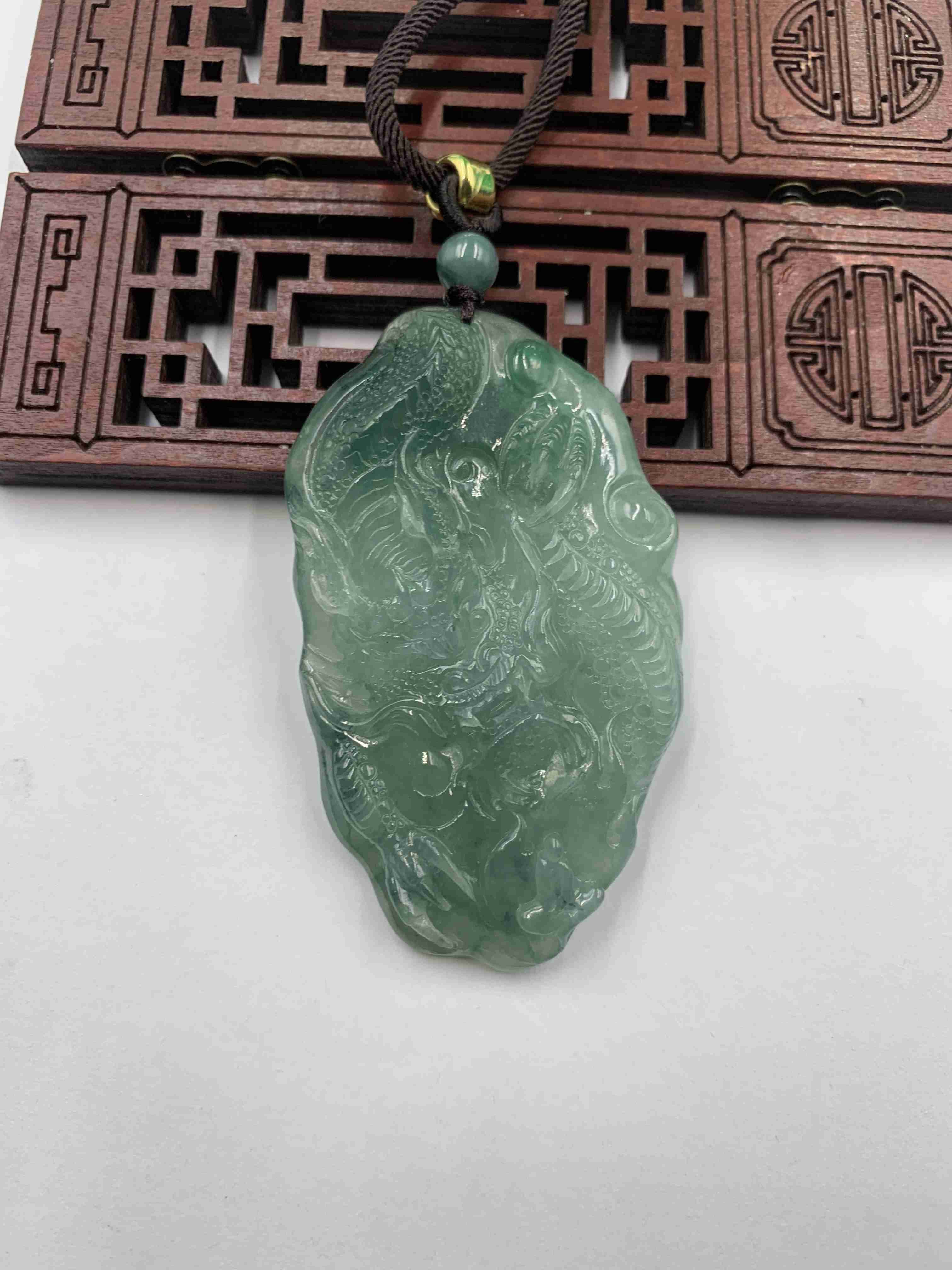 神龙护主