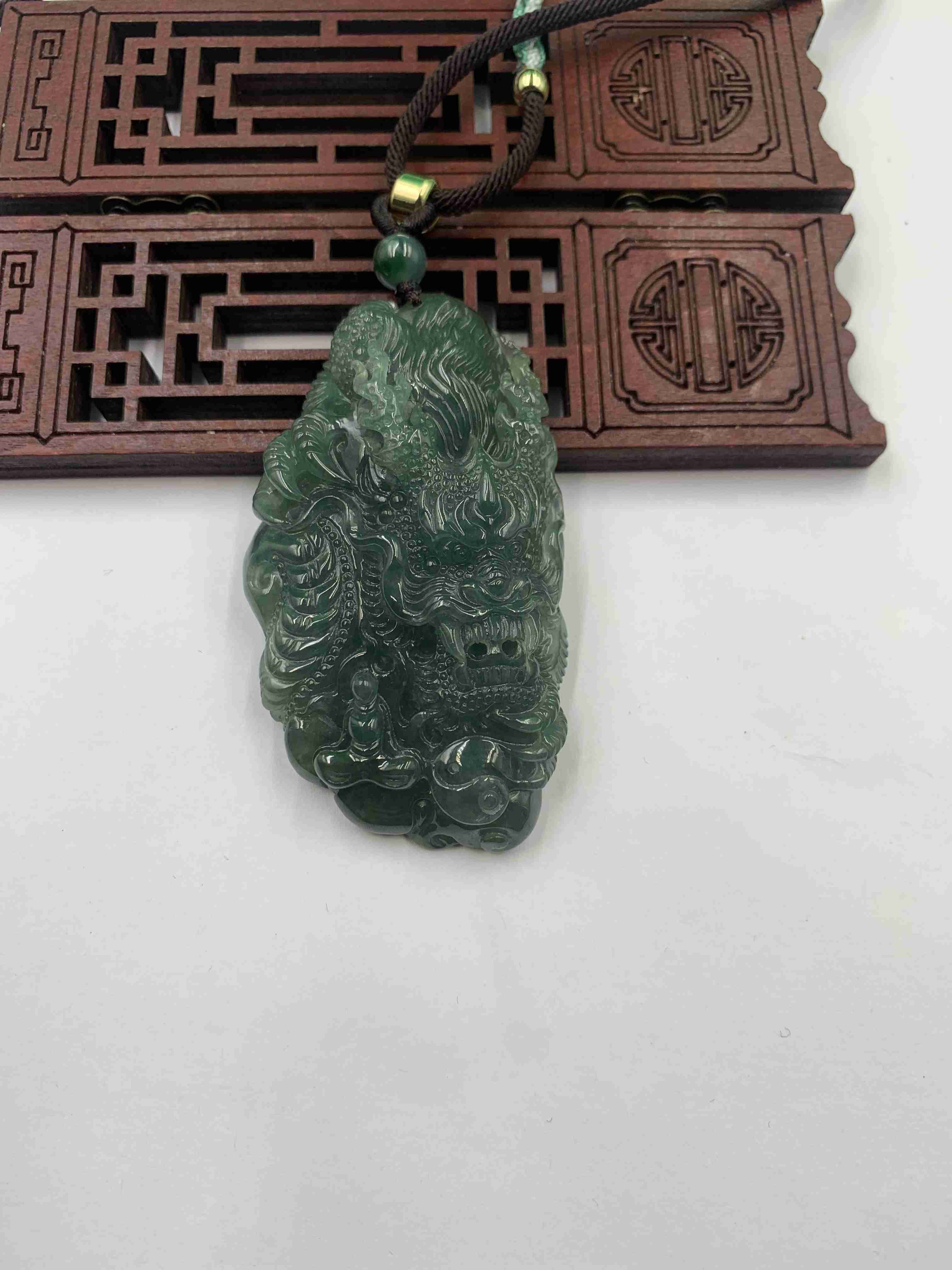 神龙护主