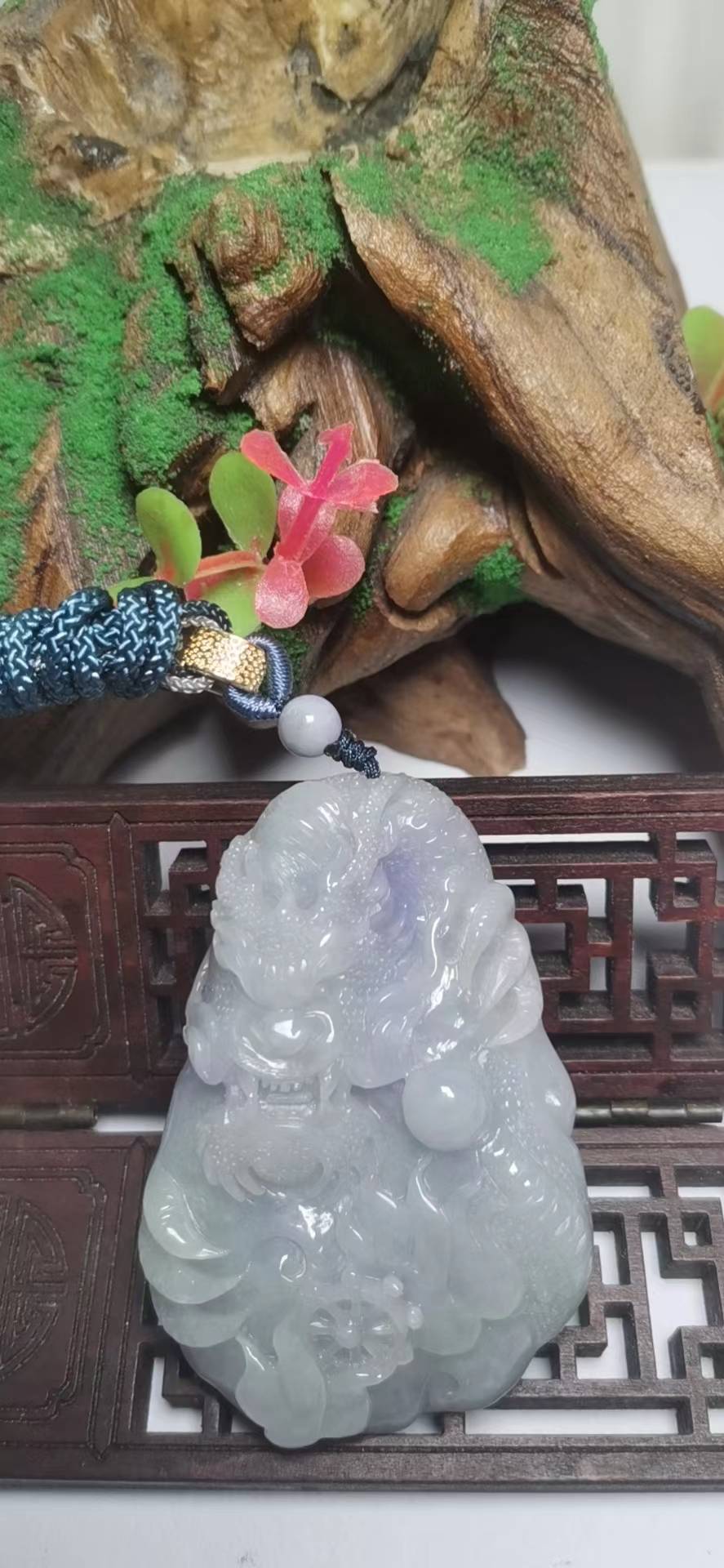 龙行天下