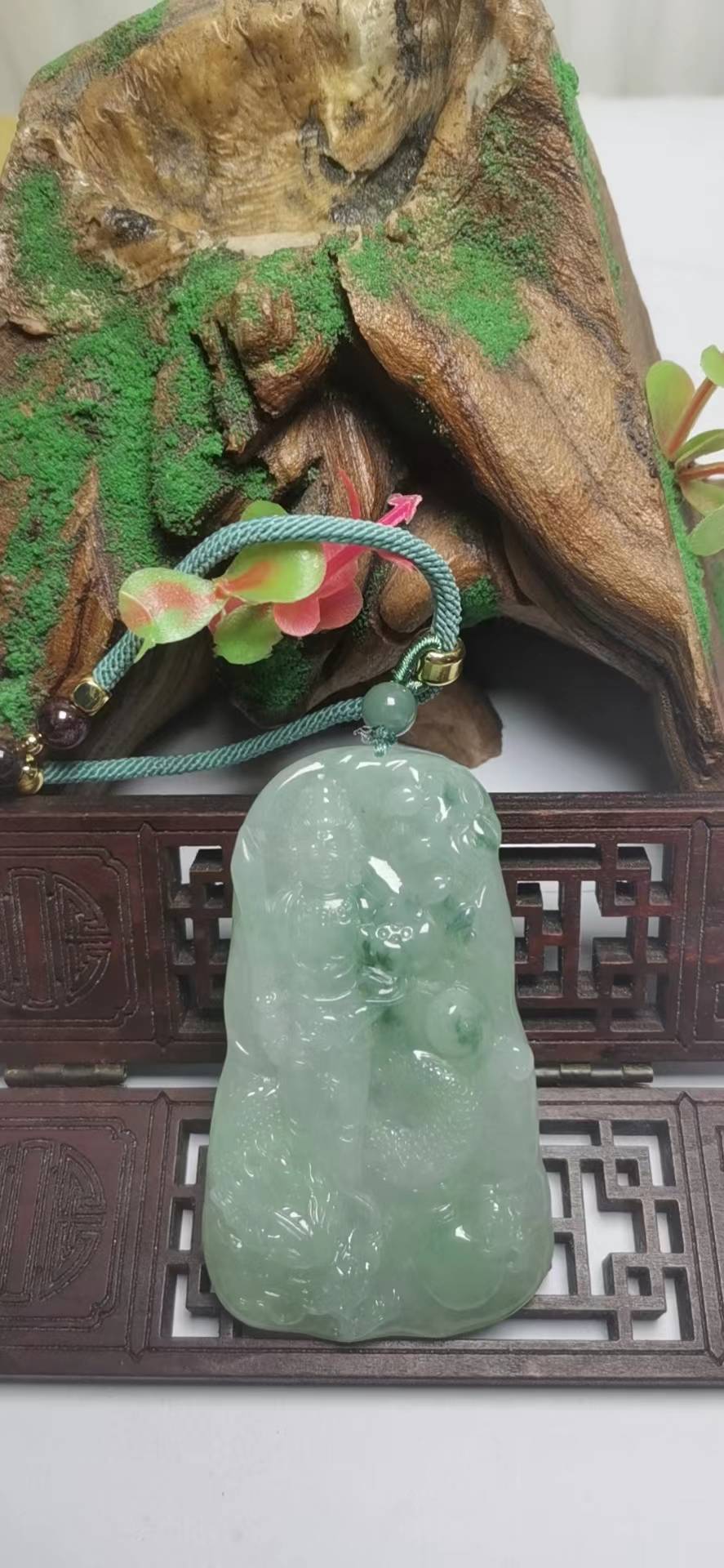 神龙护主