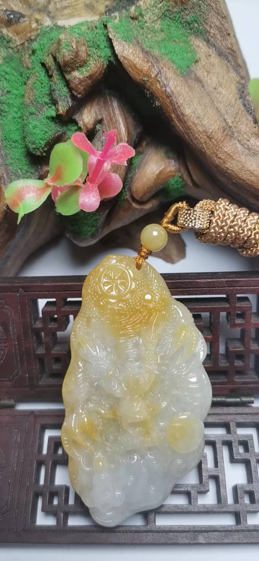 神龙护主