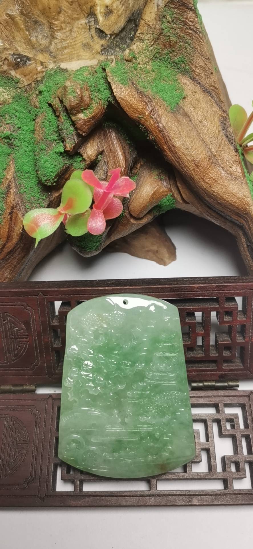 溪水行旅