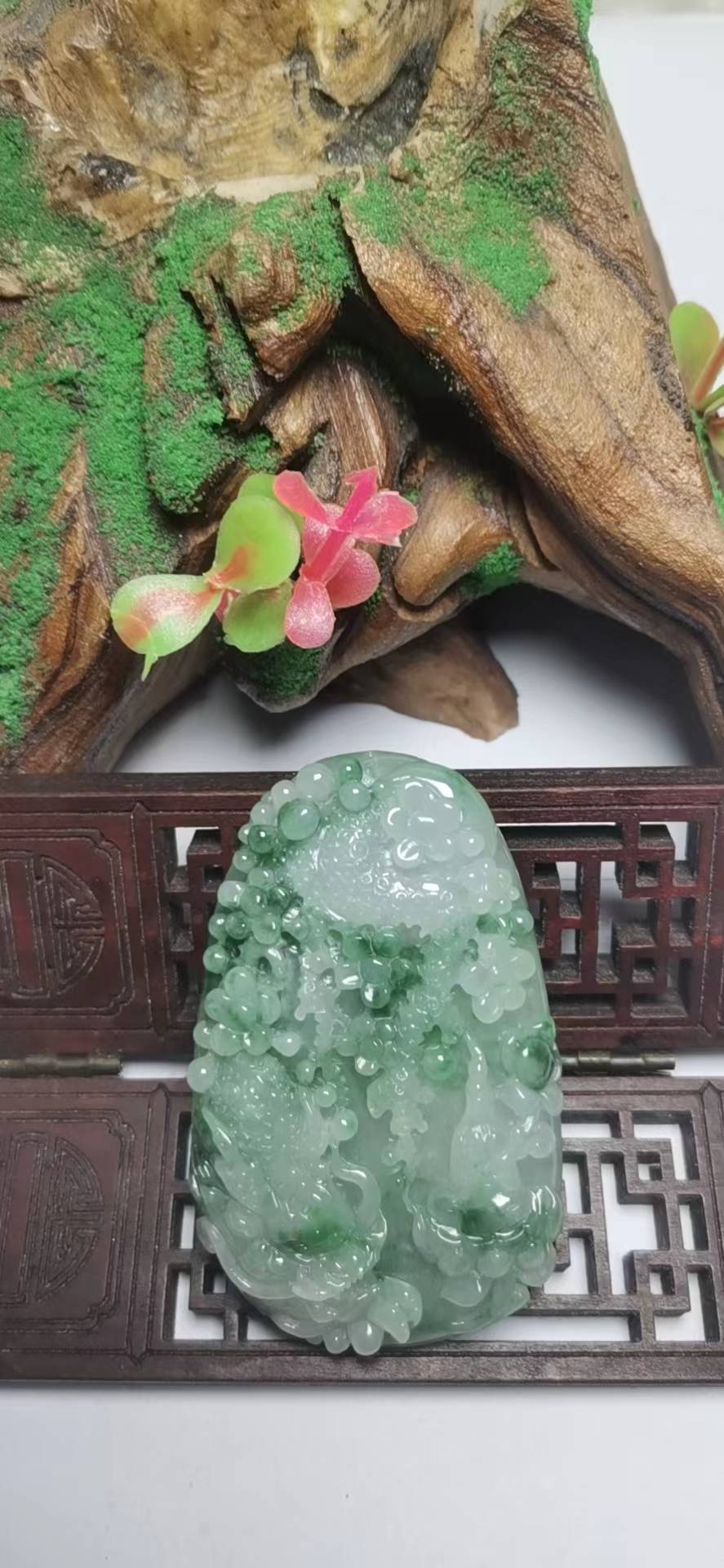 神龙护主