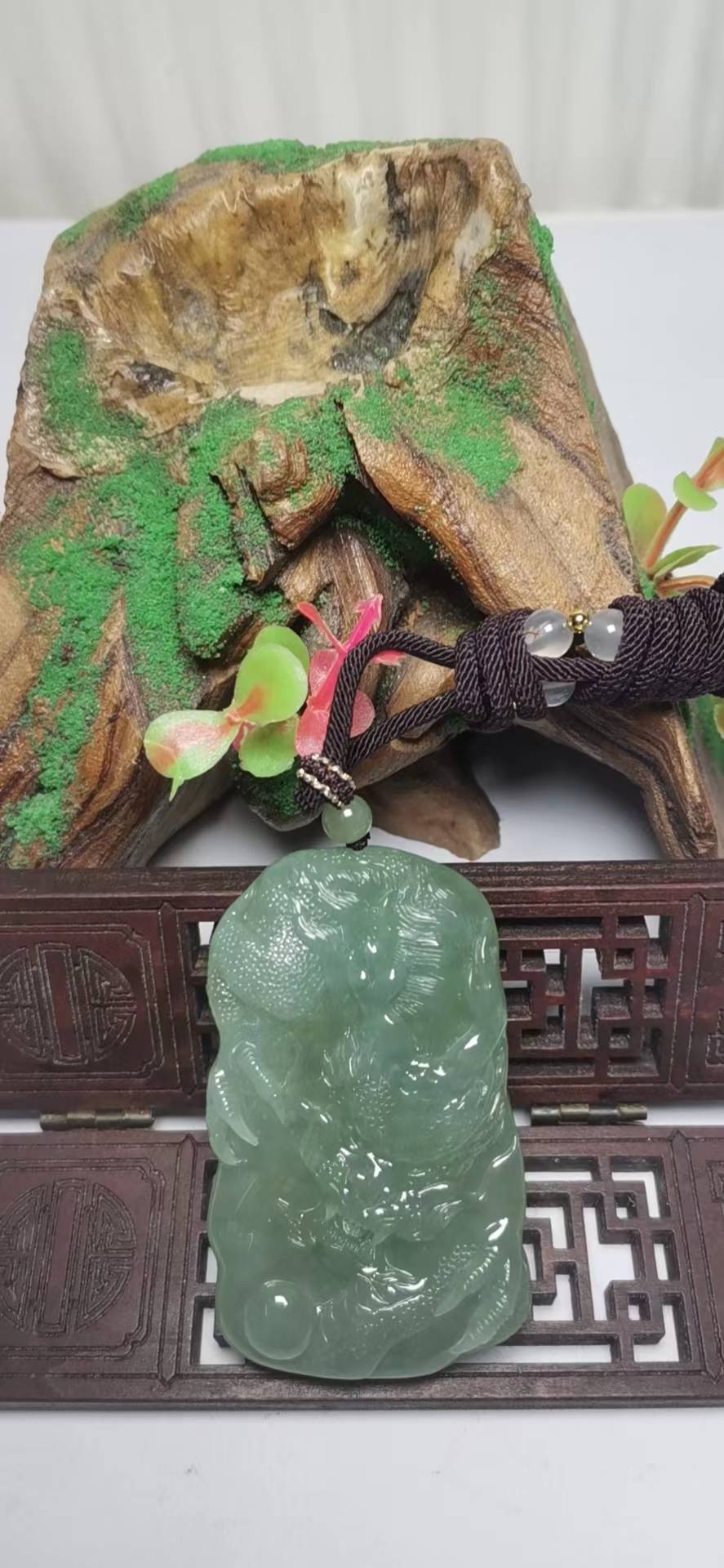 龙行天下