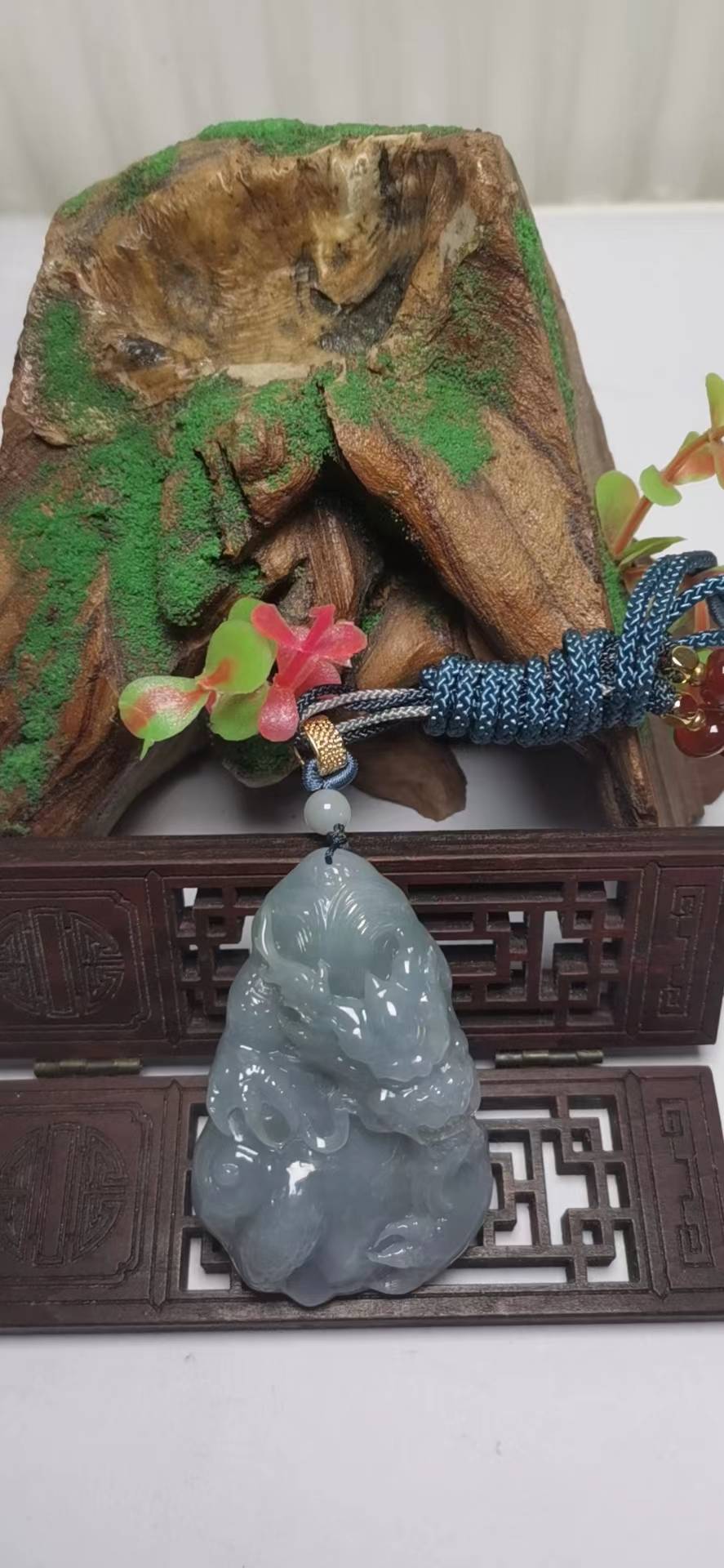 龙行天下