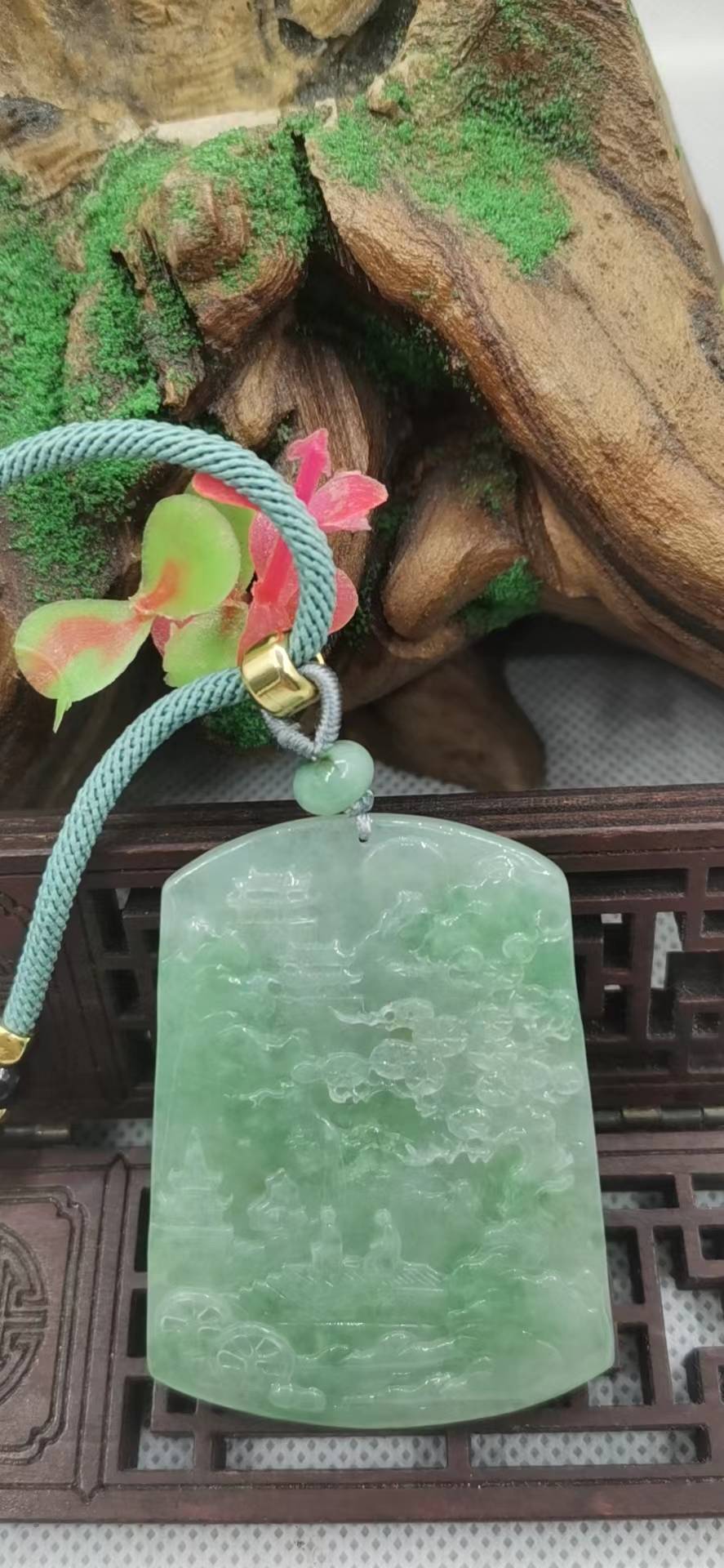 溪水行旅