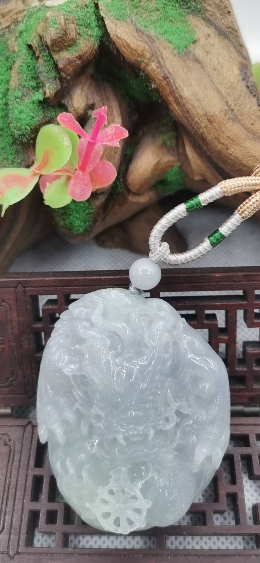 龙行天下