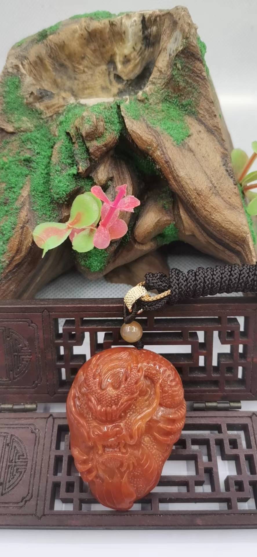 龙行天下