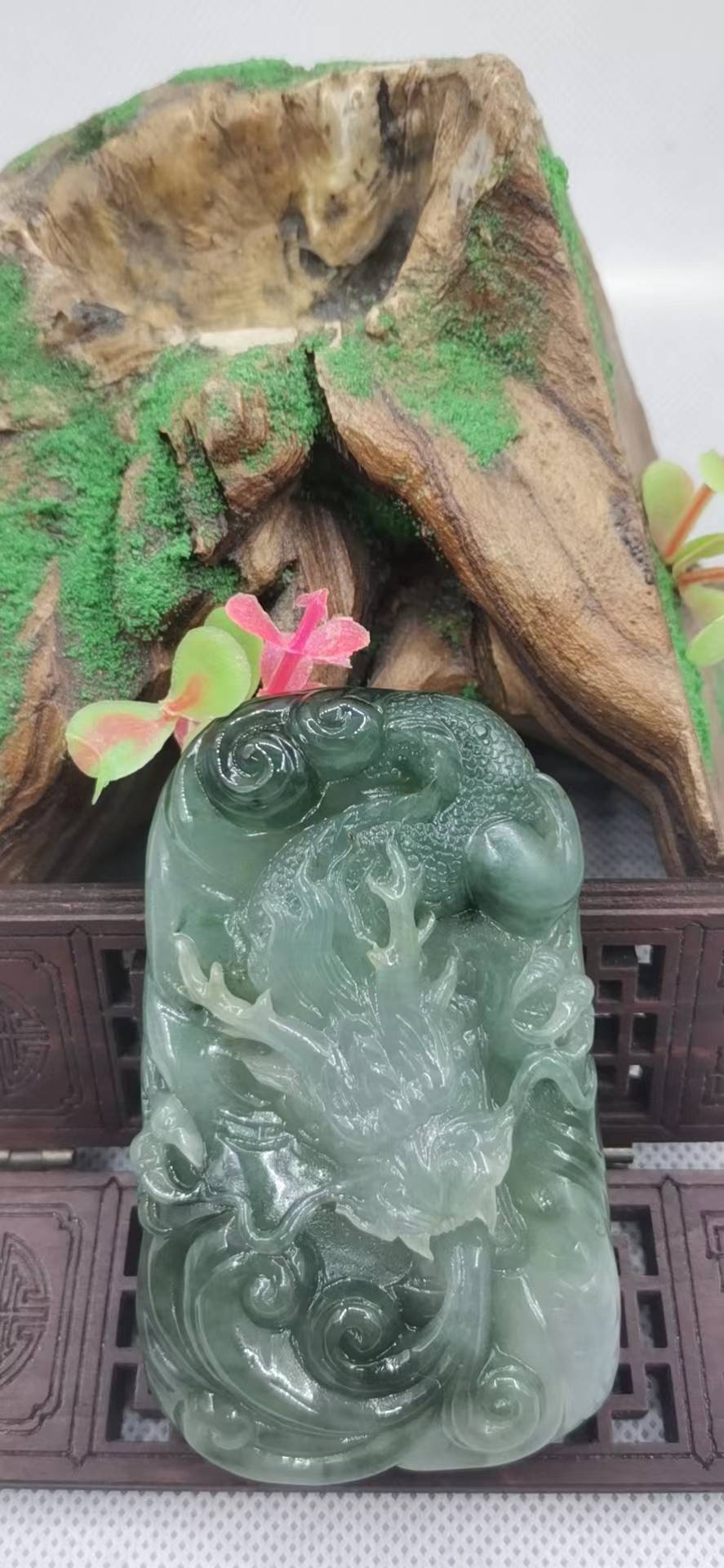 龙行天下