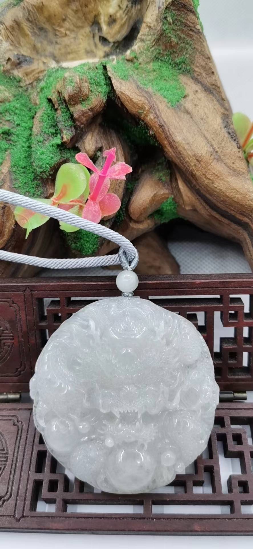 龙行天下