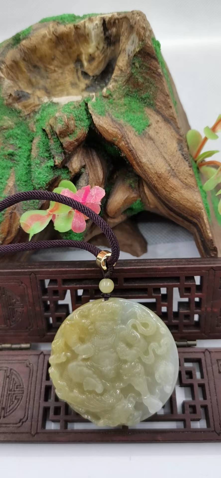 御龙黄财神