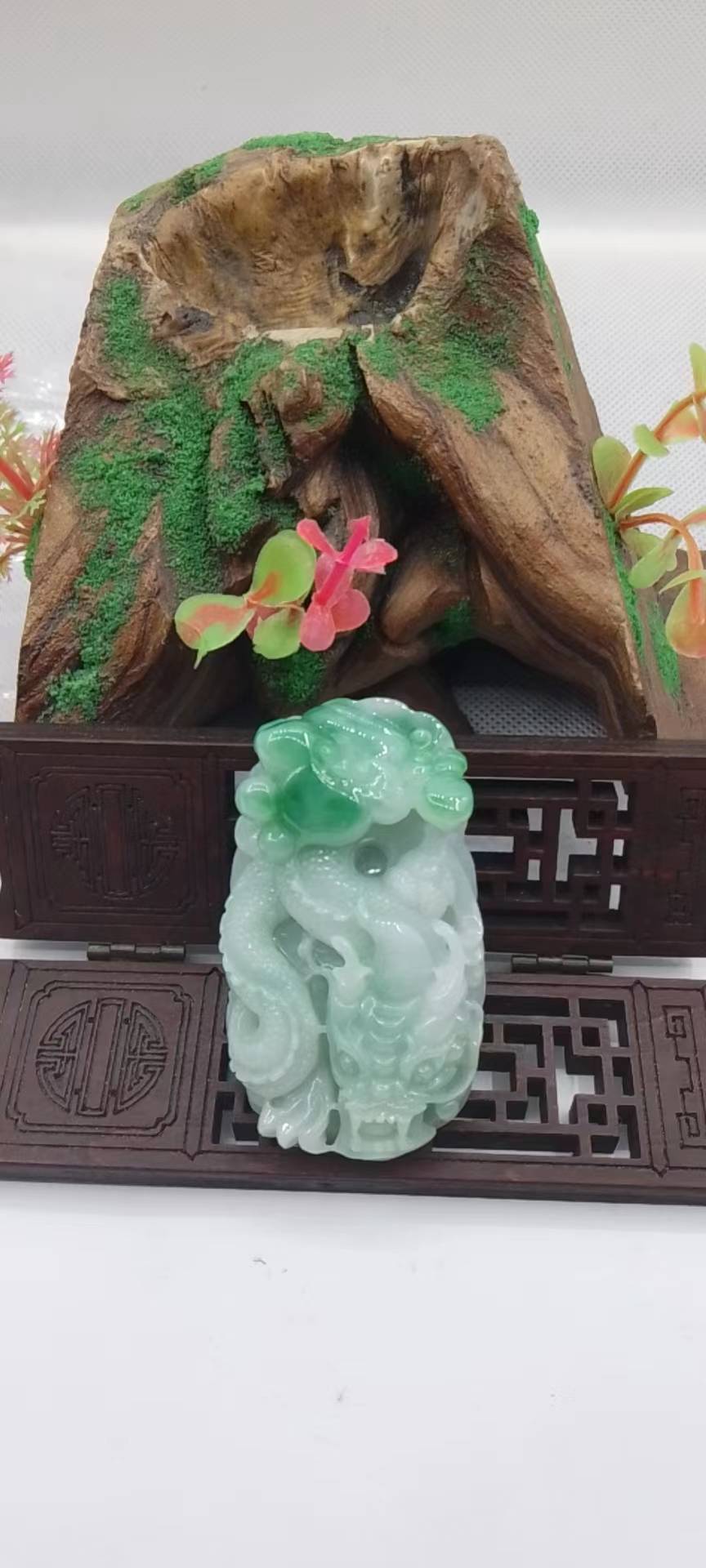 龙行天下