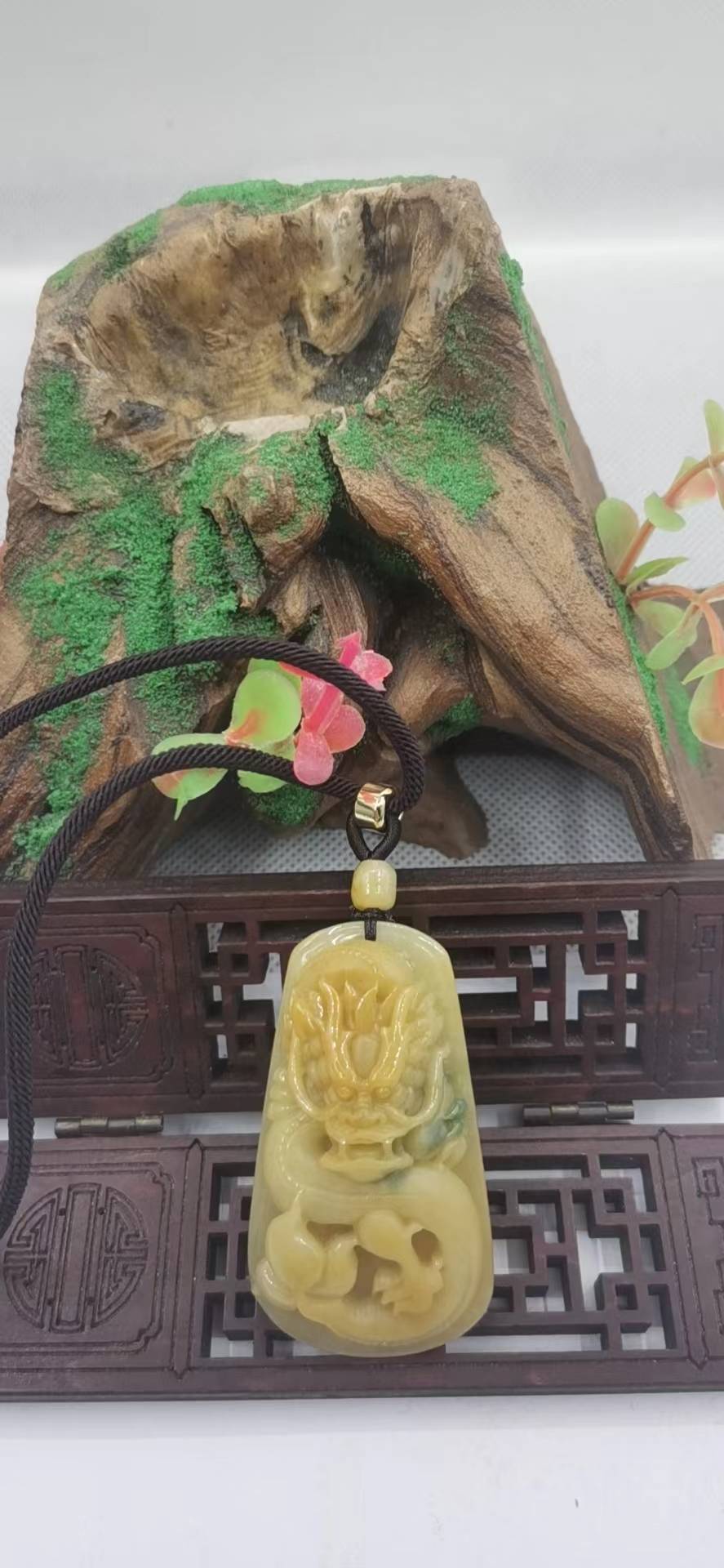 龙行天下