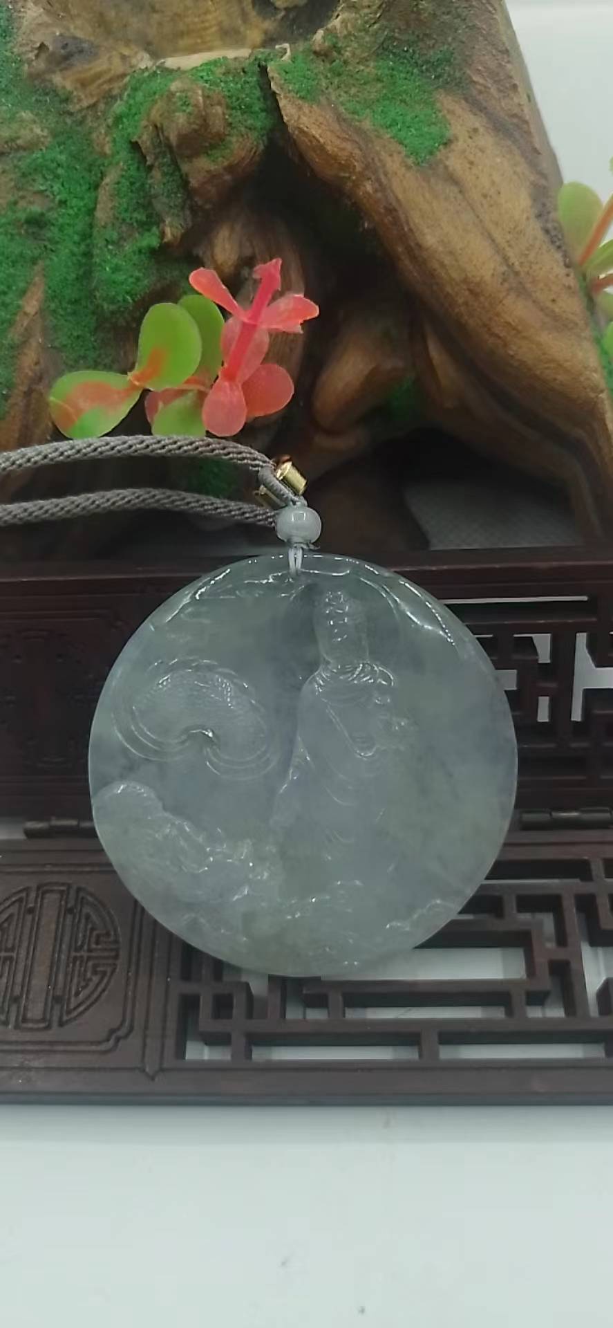 神龙护主