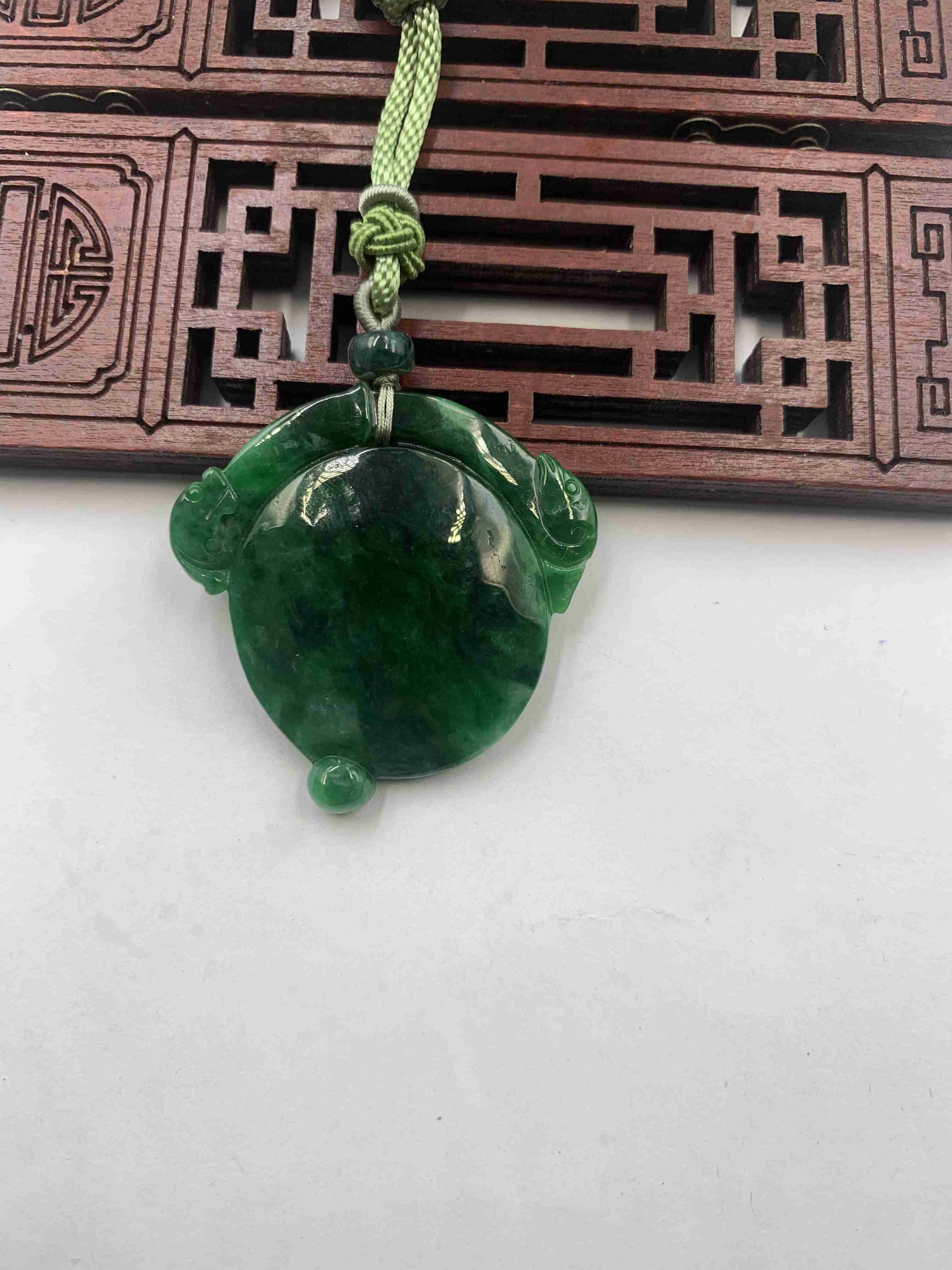 双龙护主