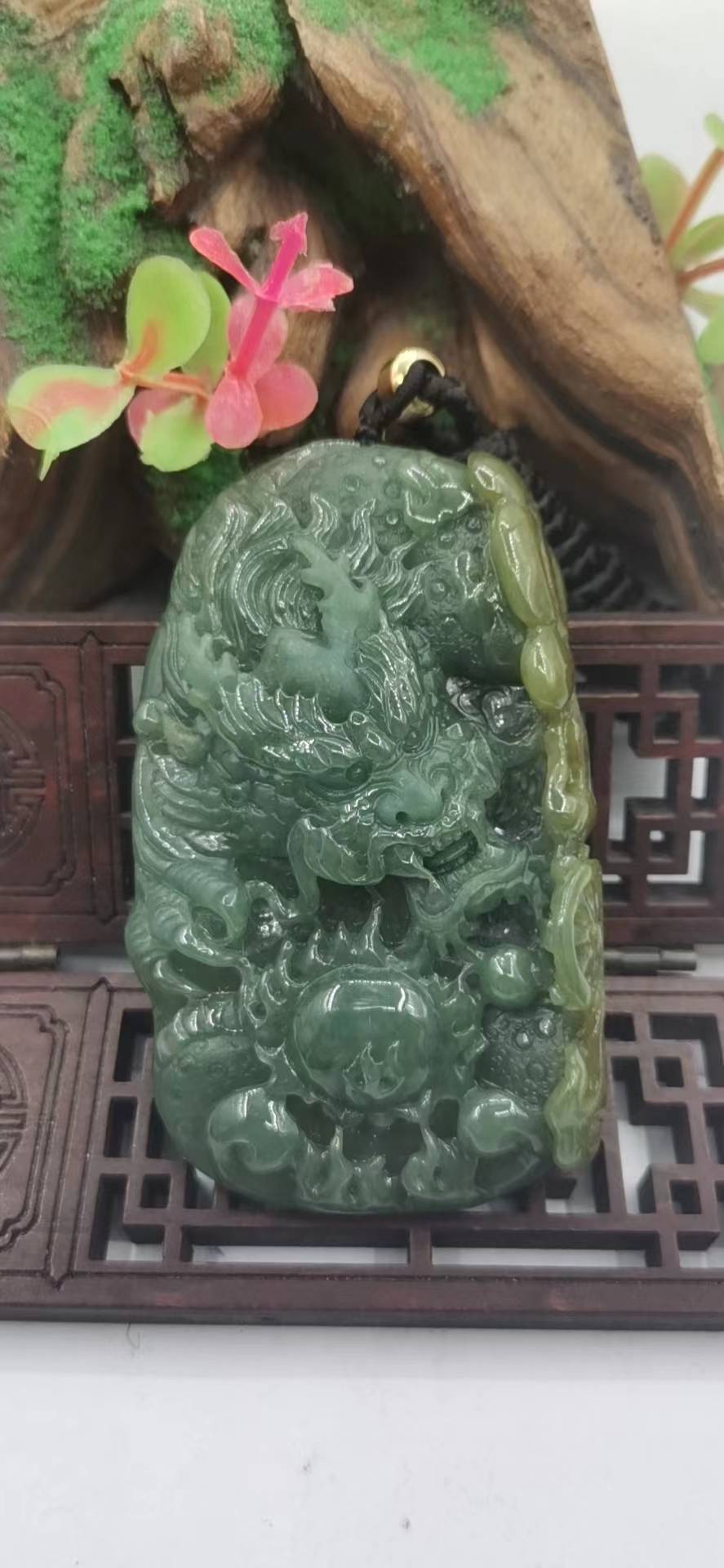 龙行天下