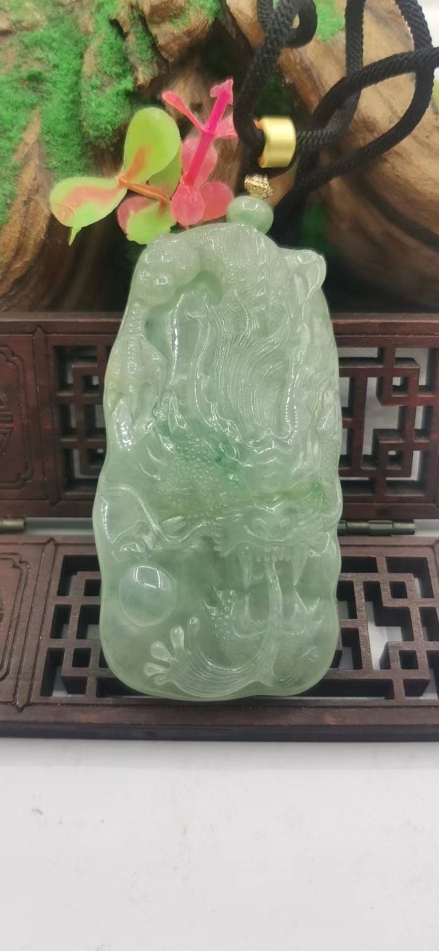 龙行天下