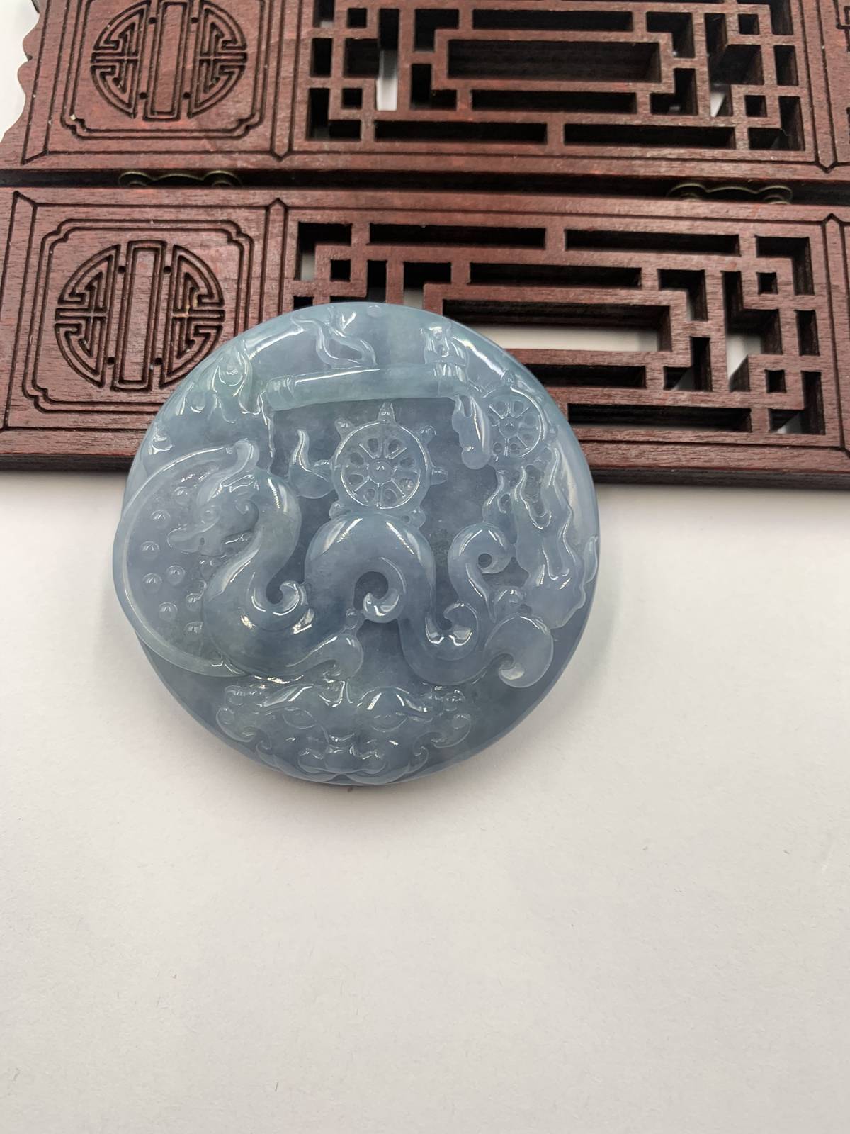 龙行天下
