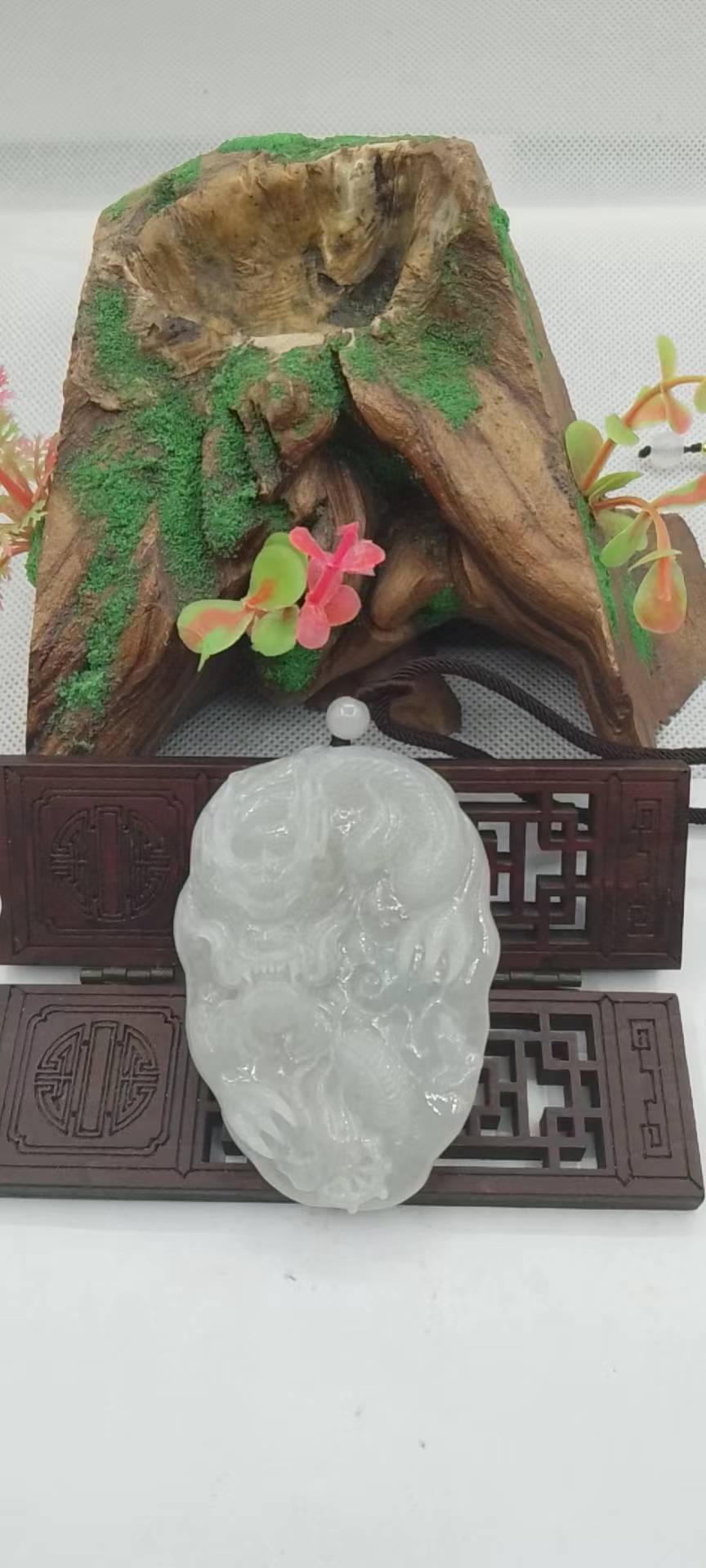 龙行天下