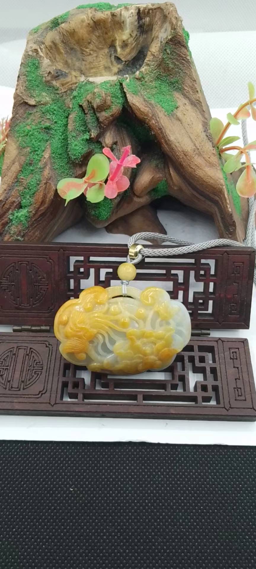 凤戏牡丹