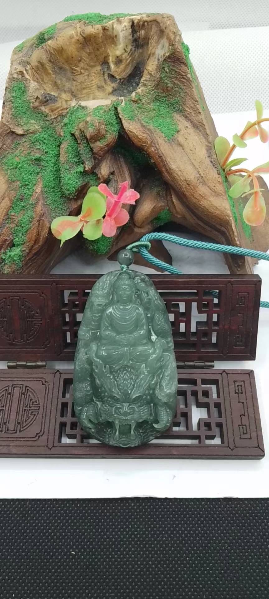 神龙护主