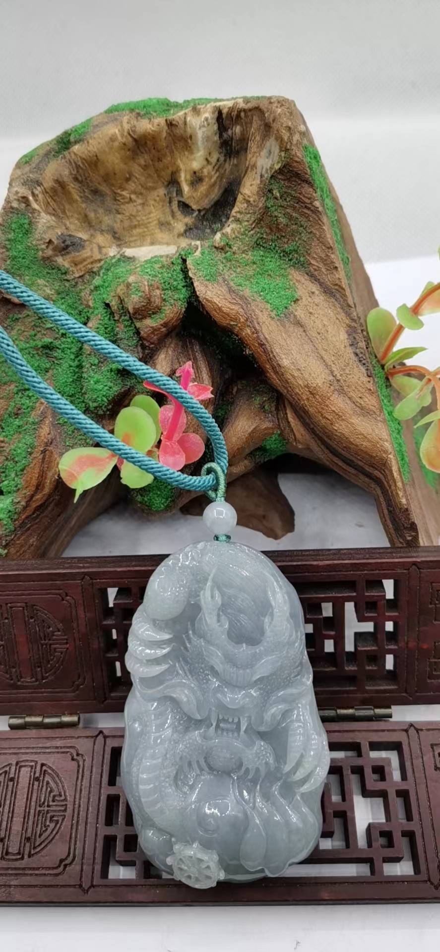 龙行天下