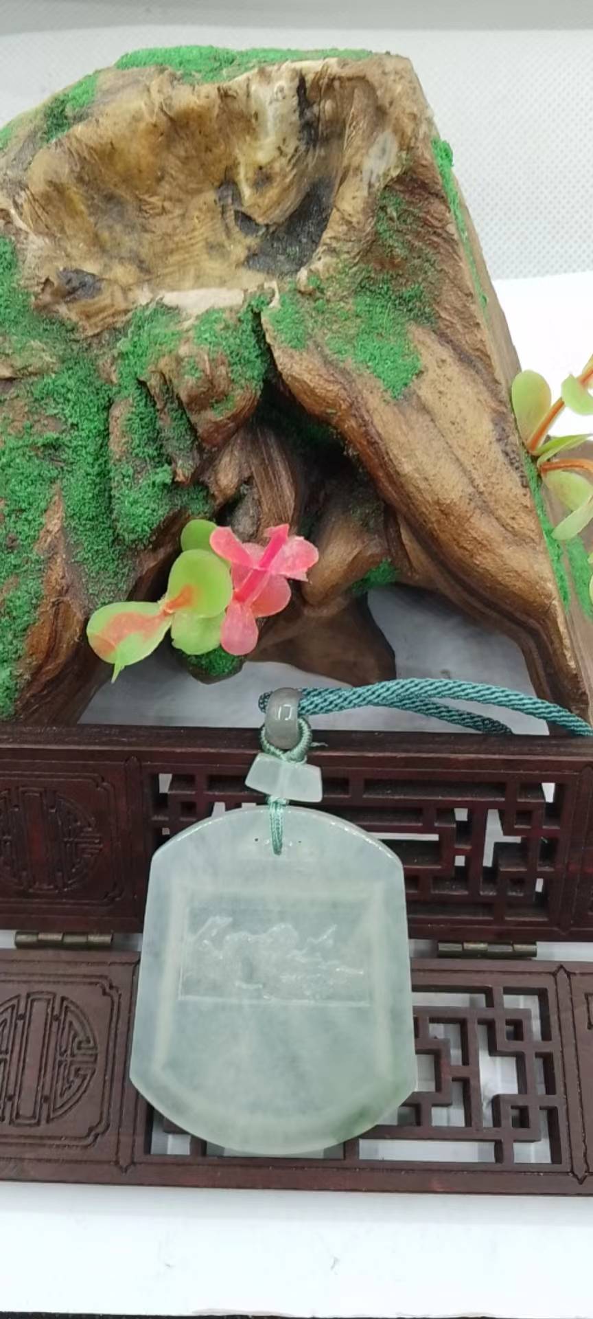 傲雪寒梅