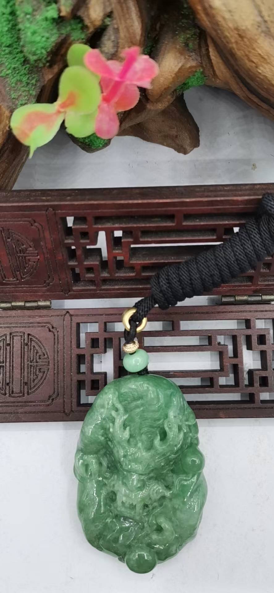 龙行天下