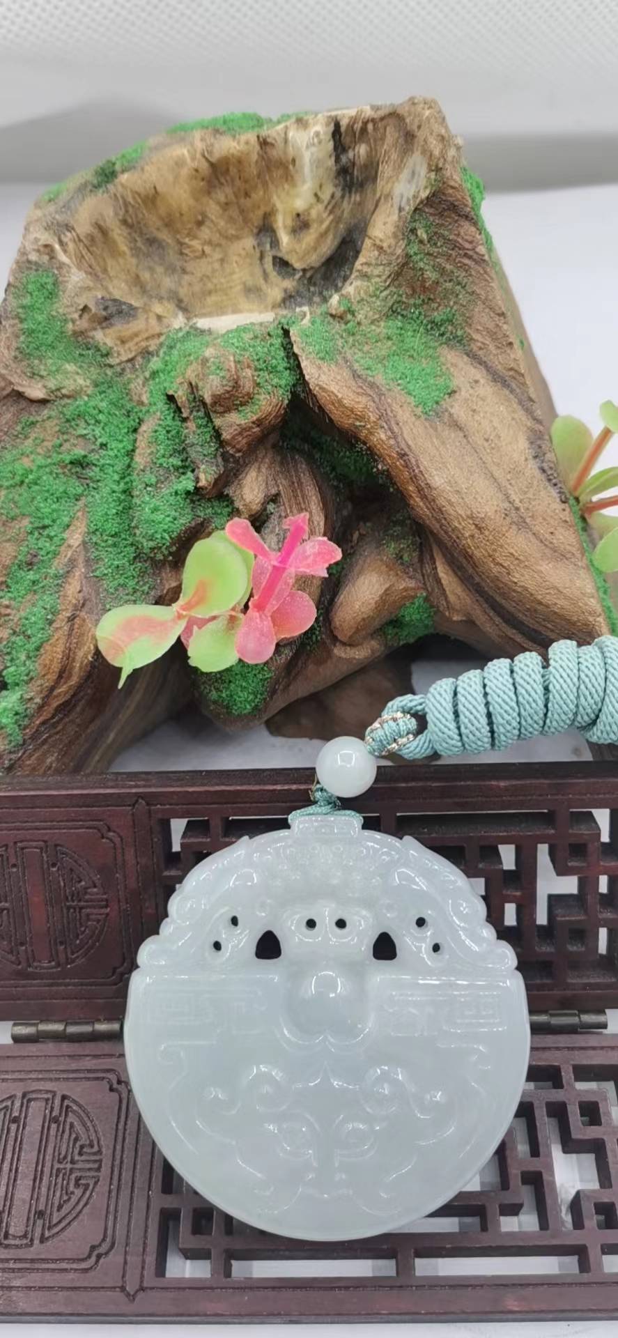双龙戏珠