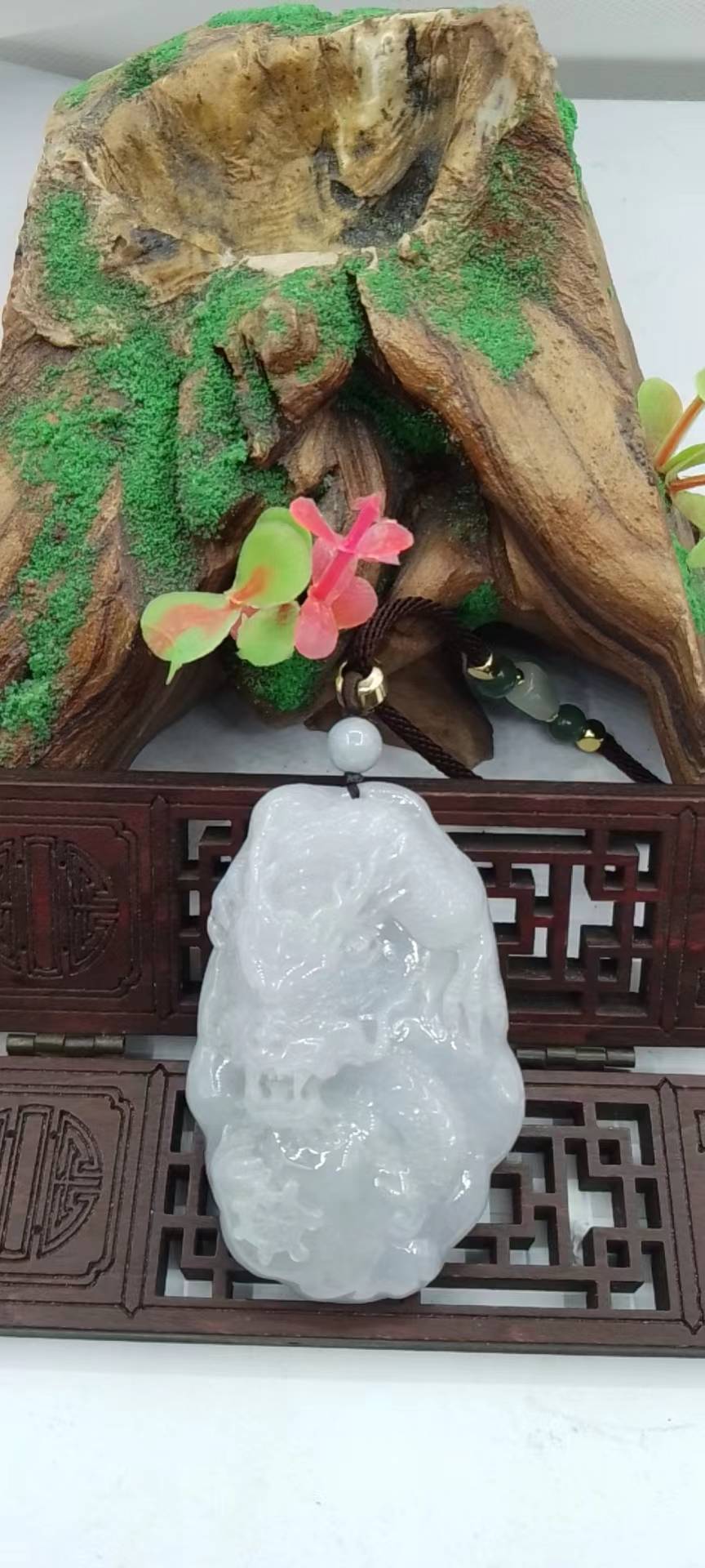 龙行天下