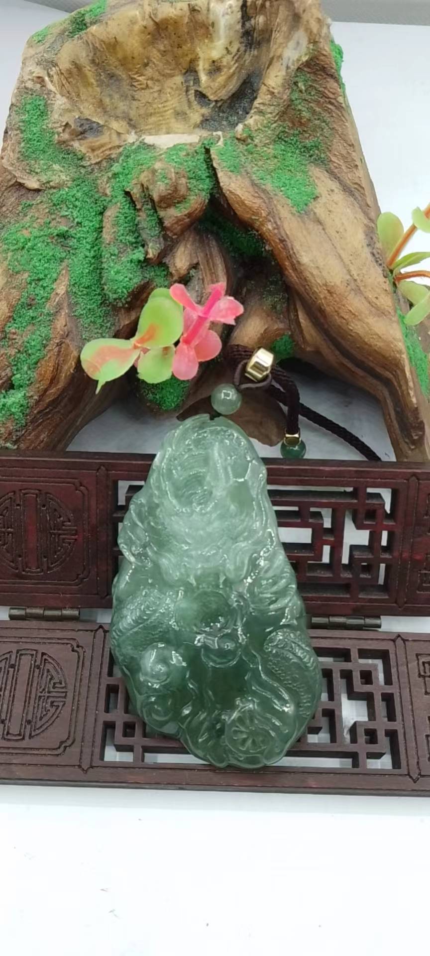 龙行天下