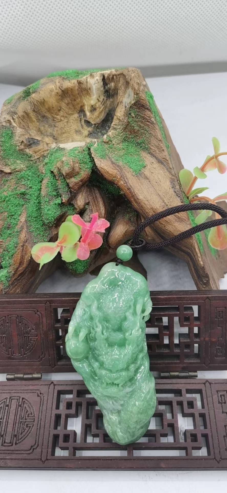 龙行天下