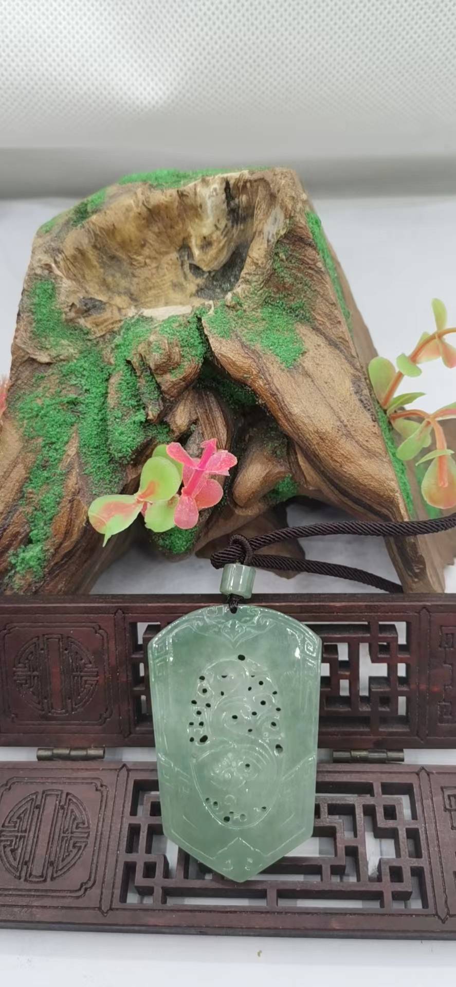 龙行天下