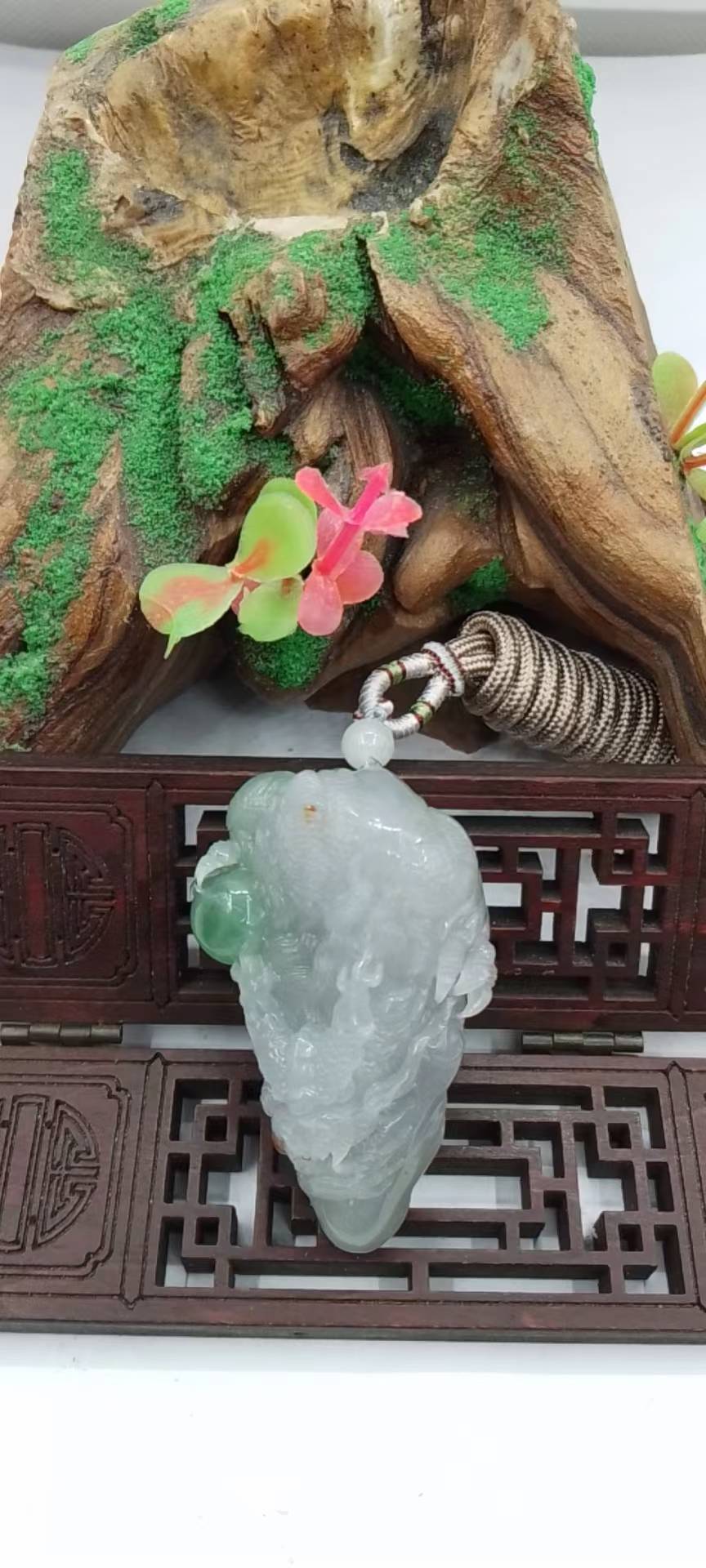 龙行天下