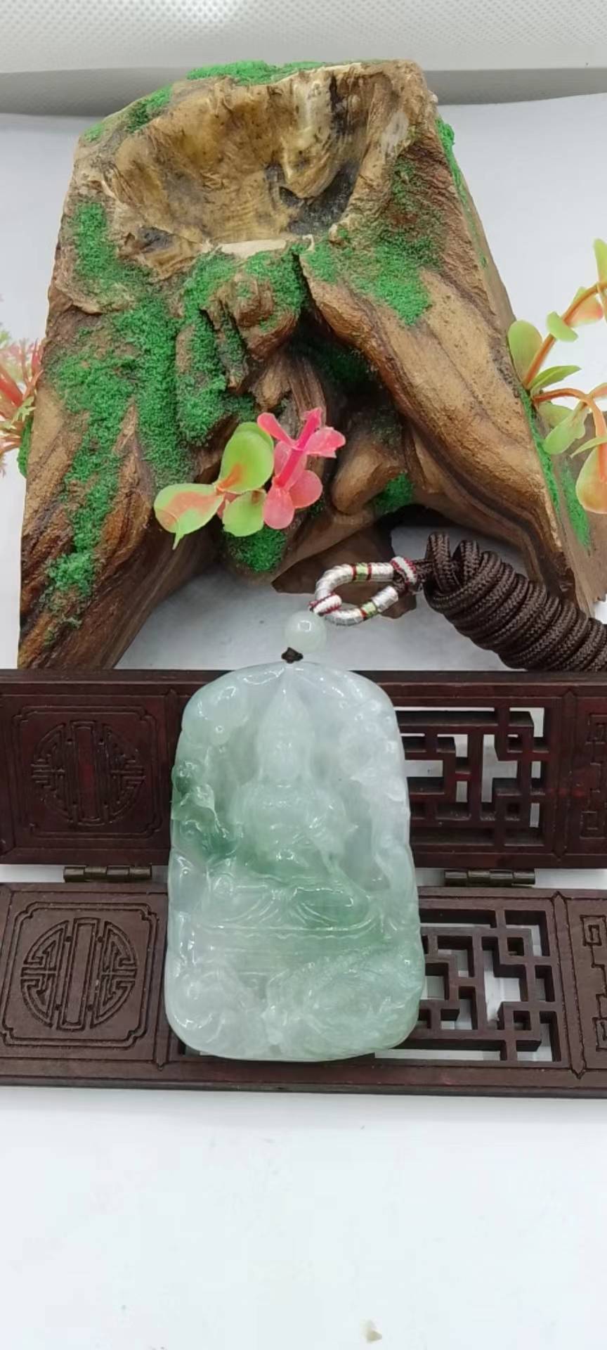 神龙护主