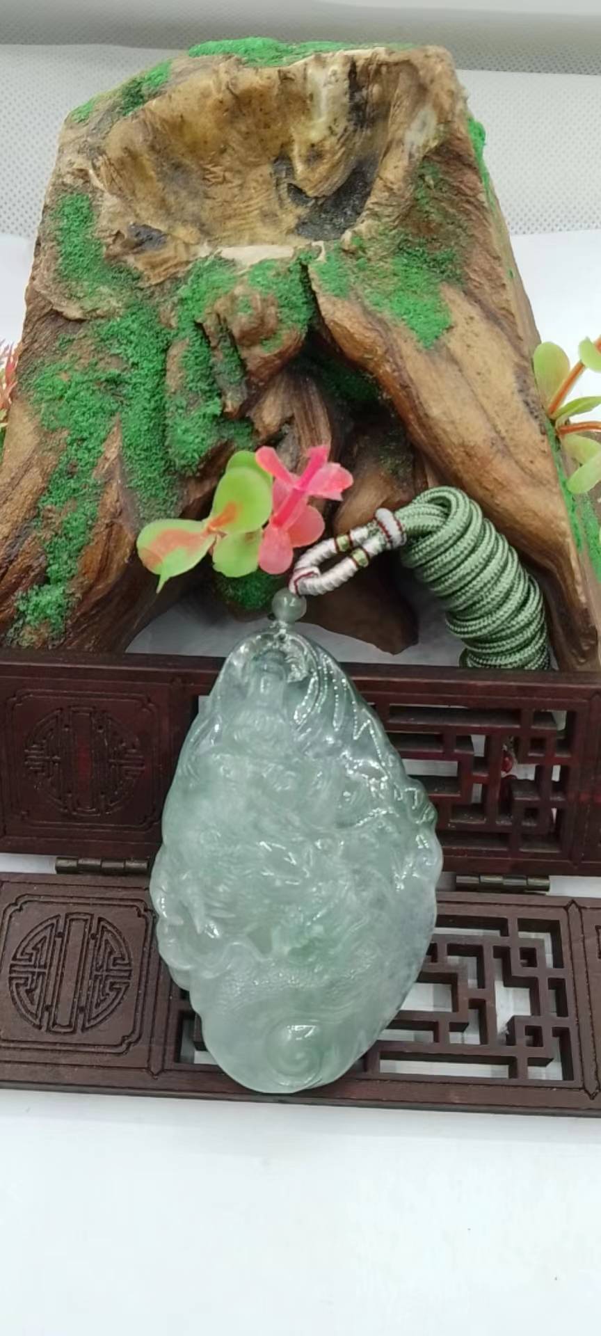 神龙护主