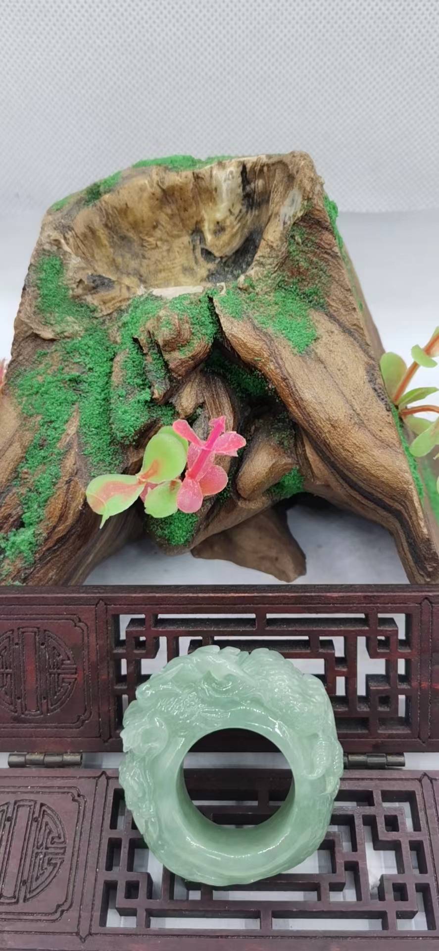 龙行天下