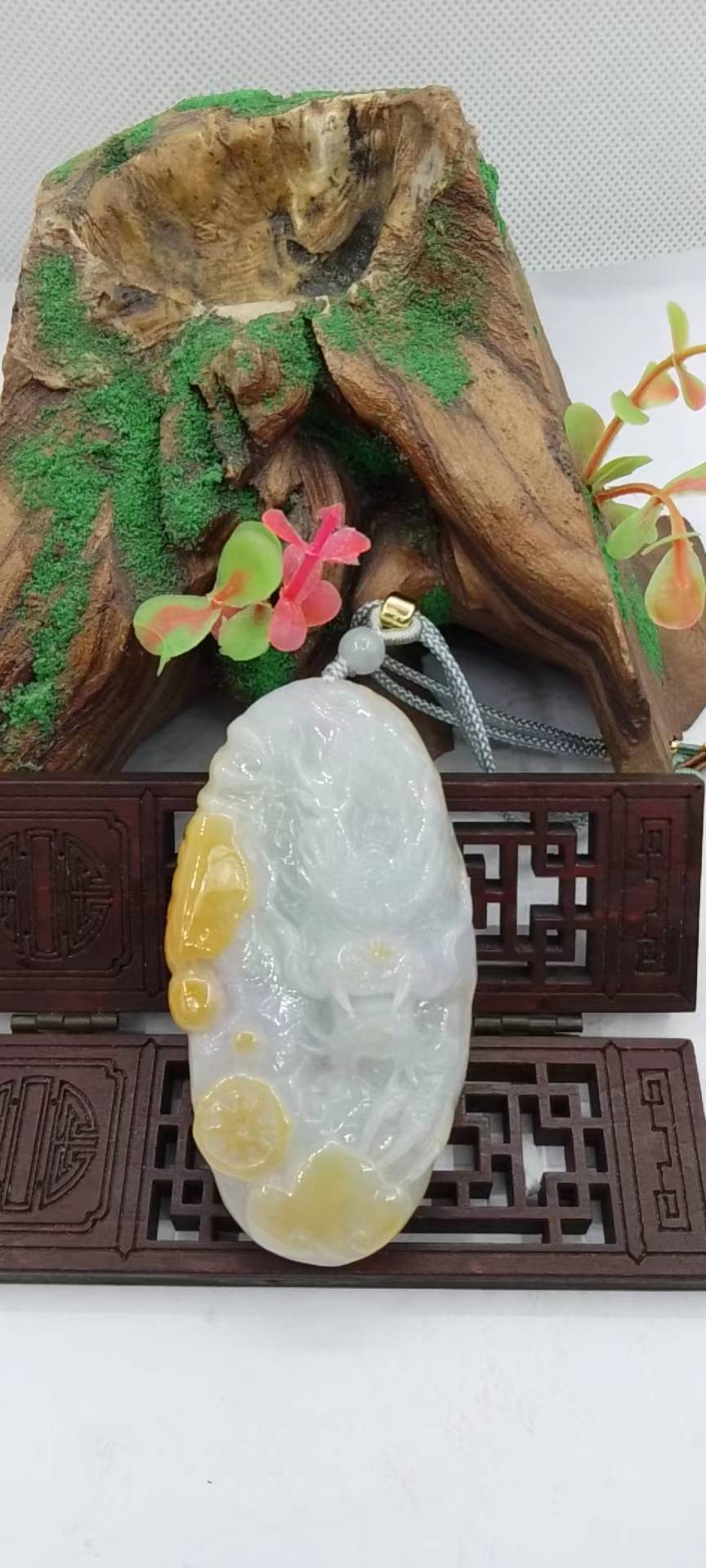龙行天下