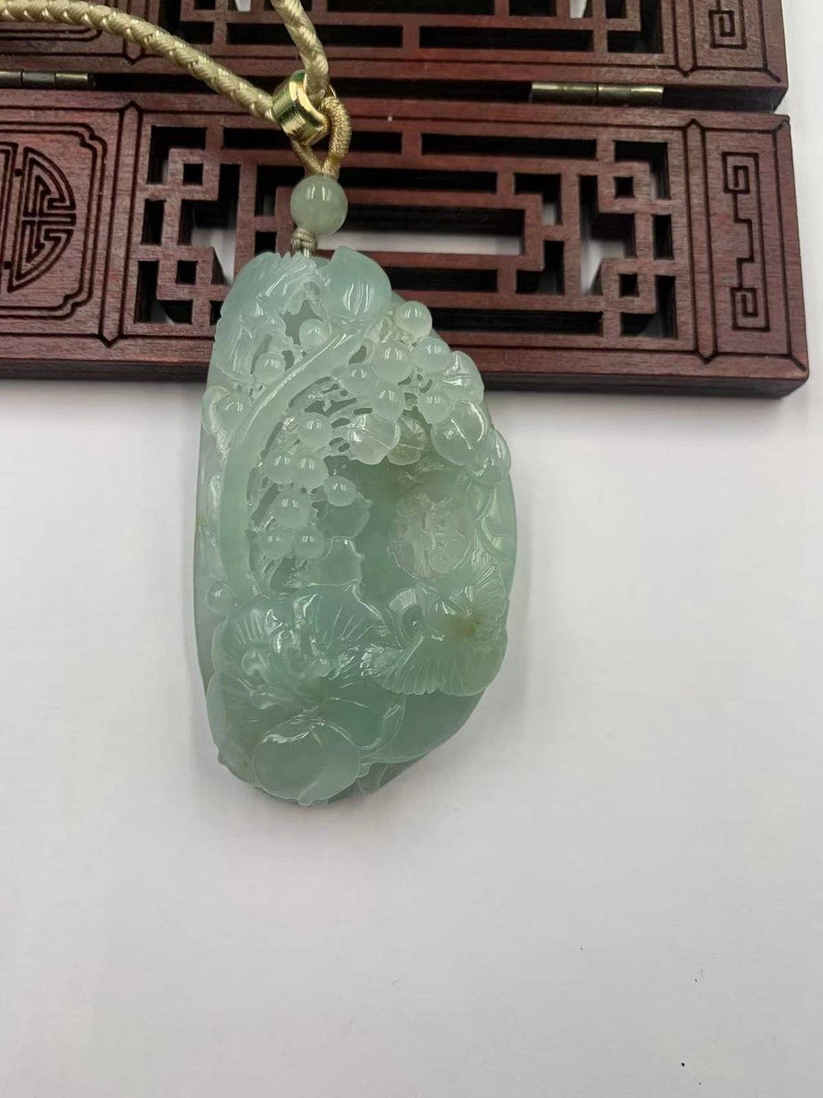 喜上眉梢