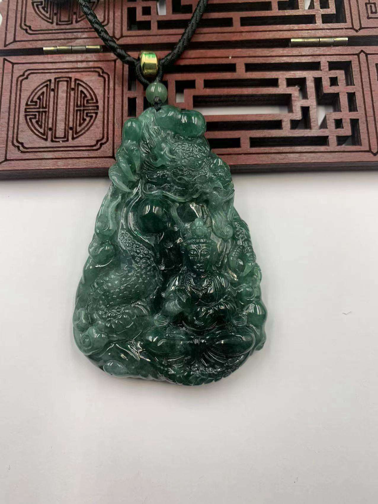 神龙护主