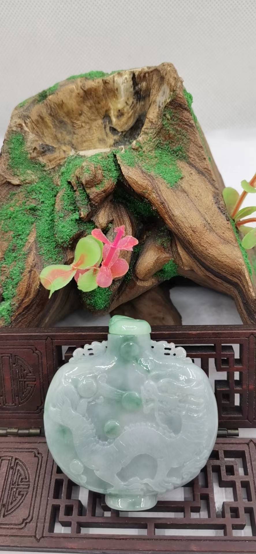 龙行天下
