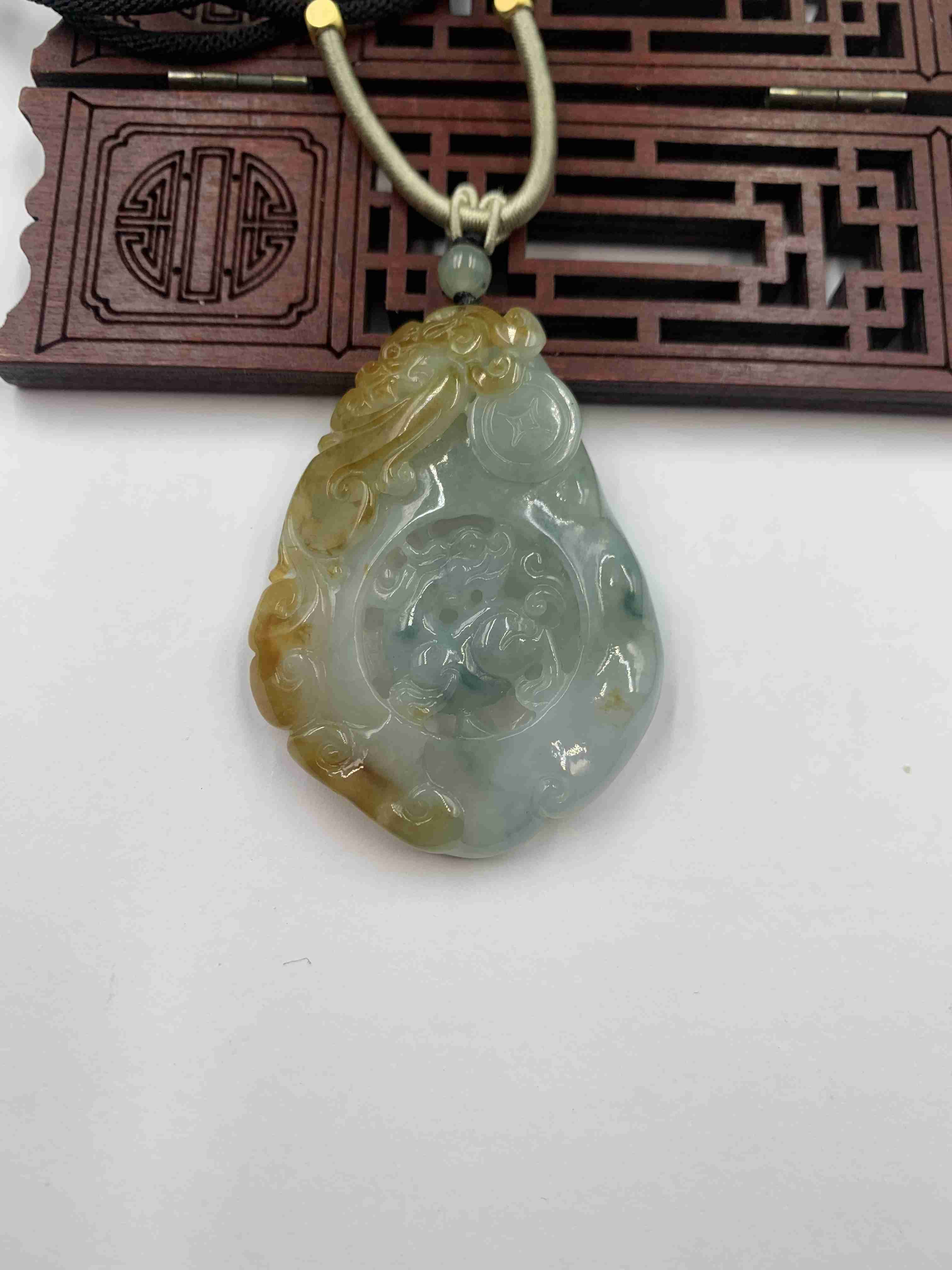 龙行天下