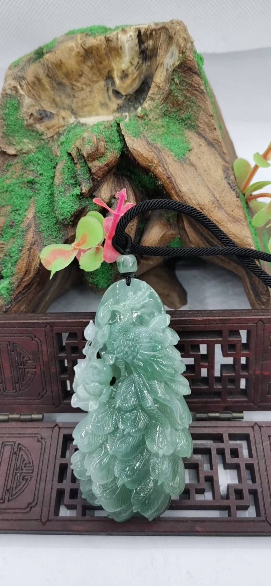 凤戏牡丹