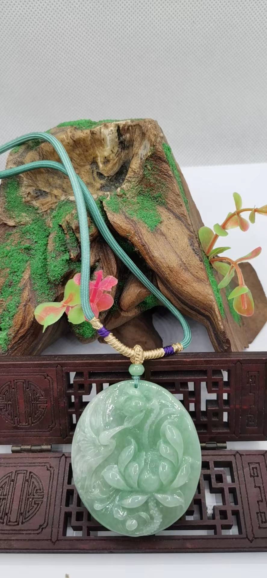 莲鹤延年