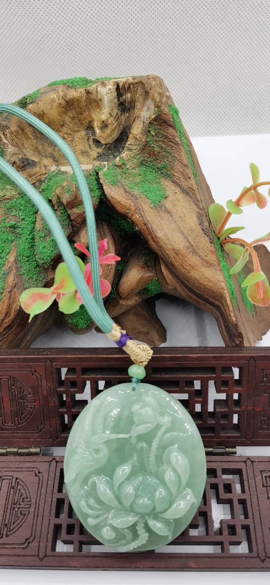 莲鹤延年