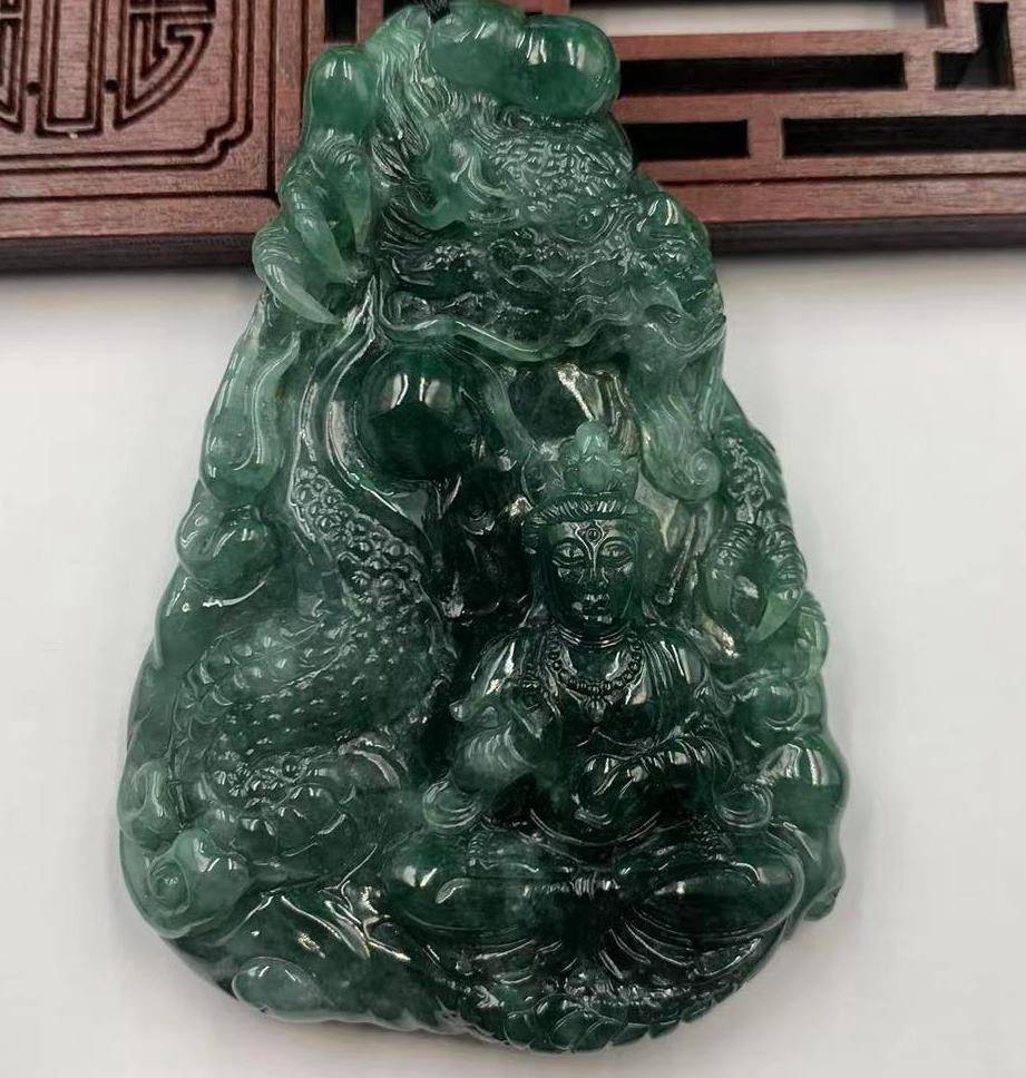 神龙护主