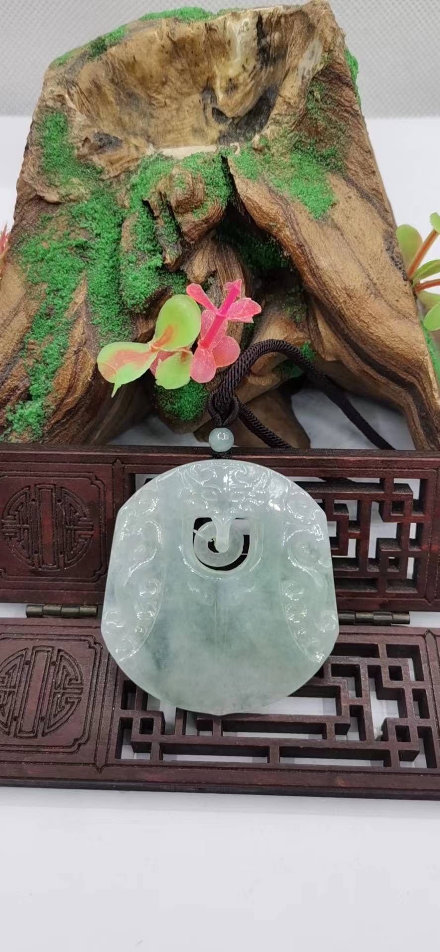 龙行天下